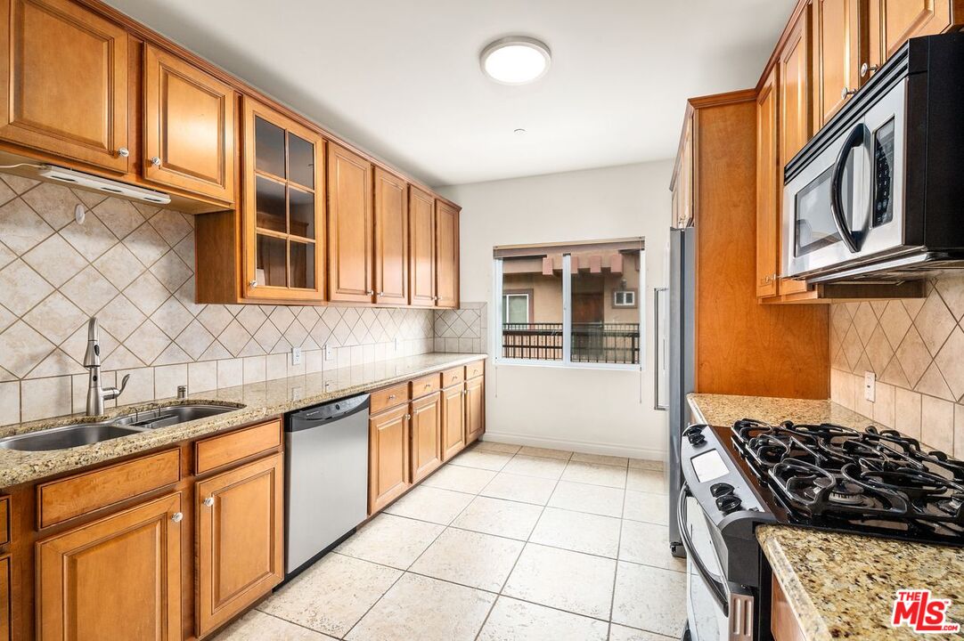 Agoura Hills, California, 91301, United States, 3 Bedrooms Bedrooms, ,3 BathroomsBathrooms,Residential,For Sale,1919478
