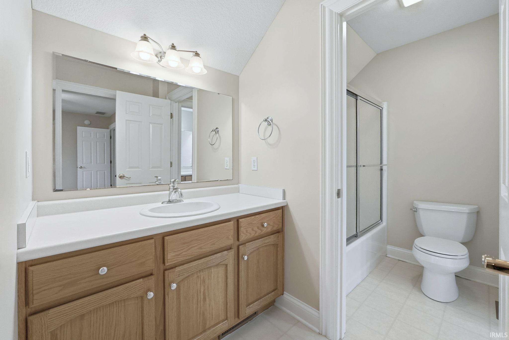 Fort Wayne, Indiana, 46814, United States, 4 Bedrooms Bedrooms, ,5 BathroomsBathrooms,Residential,For Sale,2001824