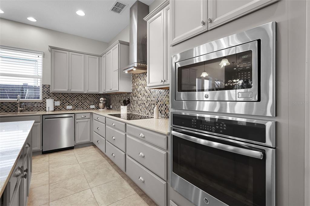 Clermont, Florida, 34711, United States, 3 Bedrooms Bedrooms, ,2 BathroomsBathrooms,Residential,For Sale,1940285