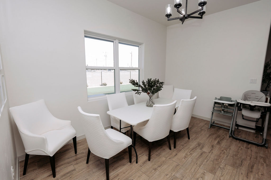 Carlsbad, New Mexico, 88220, United States, 4 Bedrooms Bedrooms, ,3 BathroomsBathrooms,Residential,For Sale,2012114