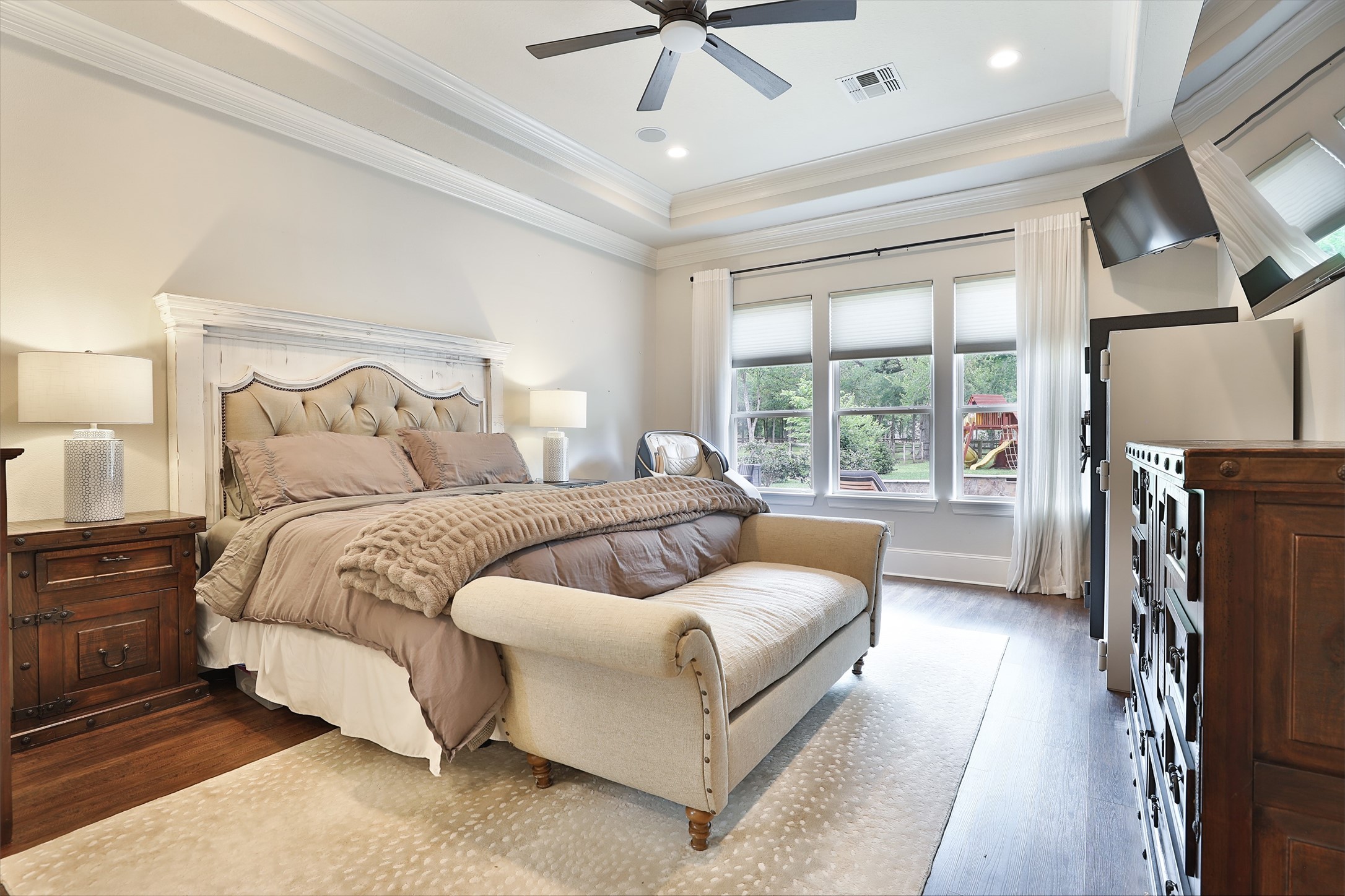  3422 Woodbine Drive - 物件實景