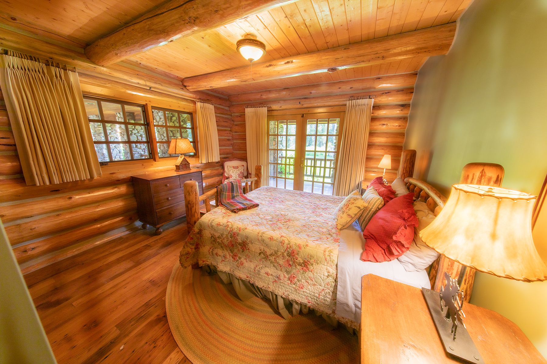  Private Wooded Retreat - 物件實景