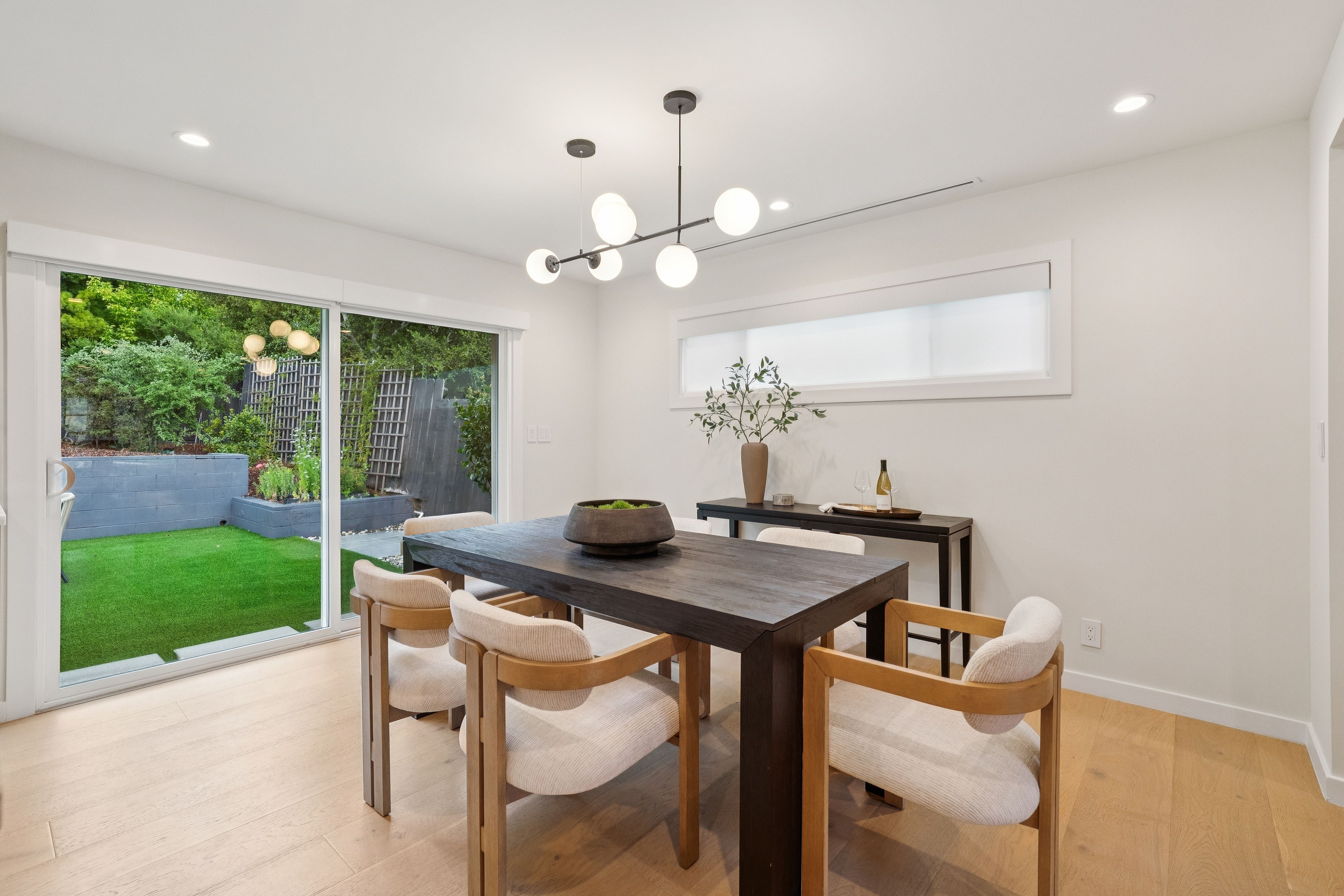  Contemporary San Mateo Single Story Remodeled in 2023 - 物件實景