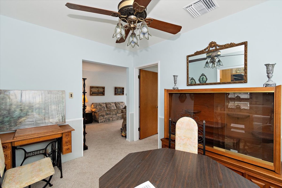 Lakewood, California, 90713, United States, 3 Bedrooms Bedrooms, ,1 BathroomBathrooms,Residential,For Sale,1927996