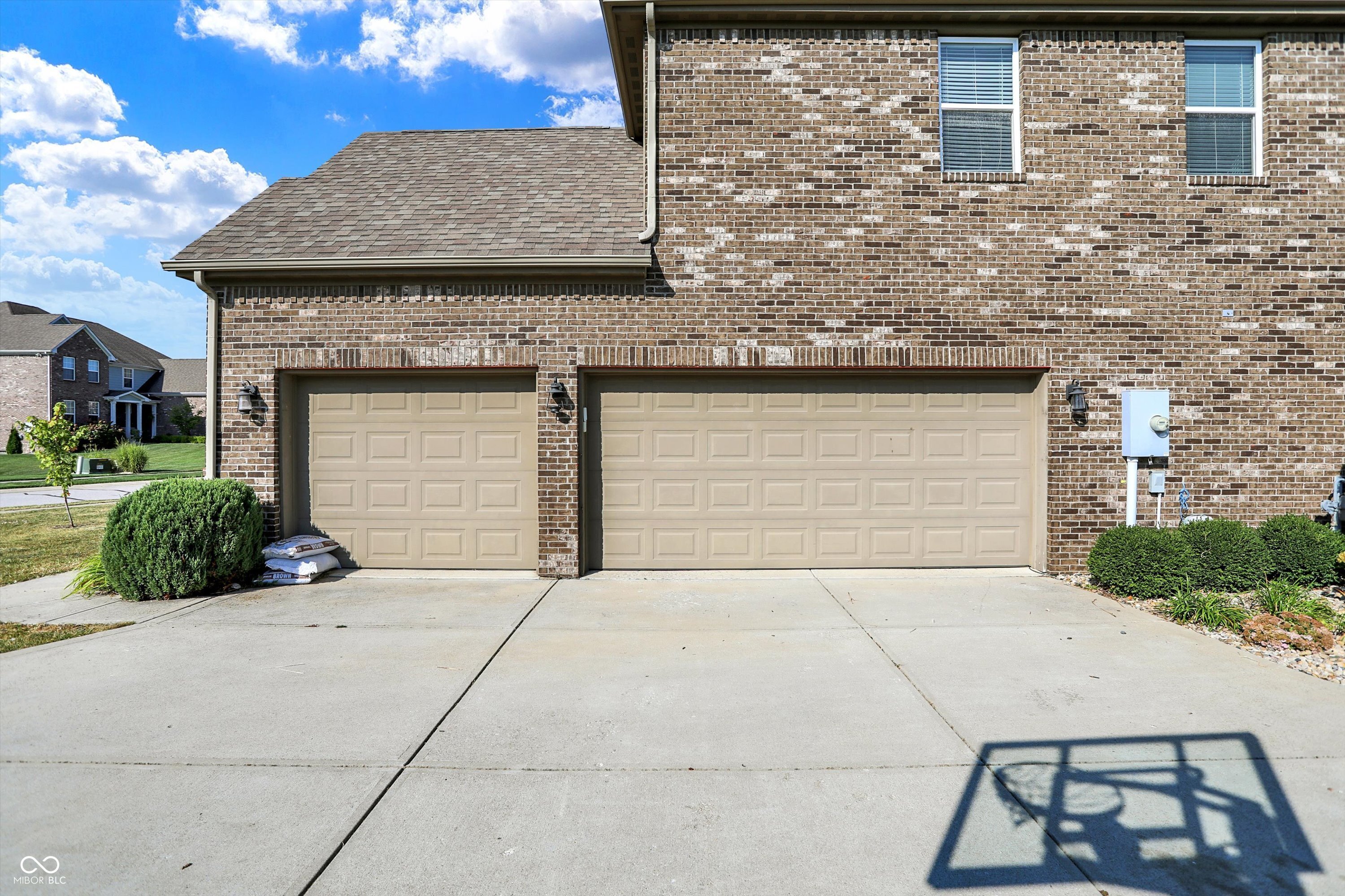 Bargersville, Indiana, 46106, United States, 5 Bedrooms Bedrooms, ,4 BathroomsBathrooms,Residential,For Sale,1975044