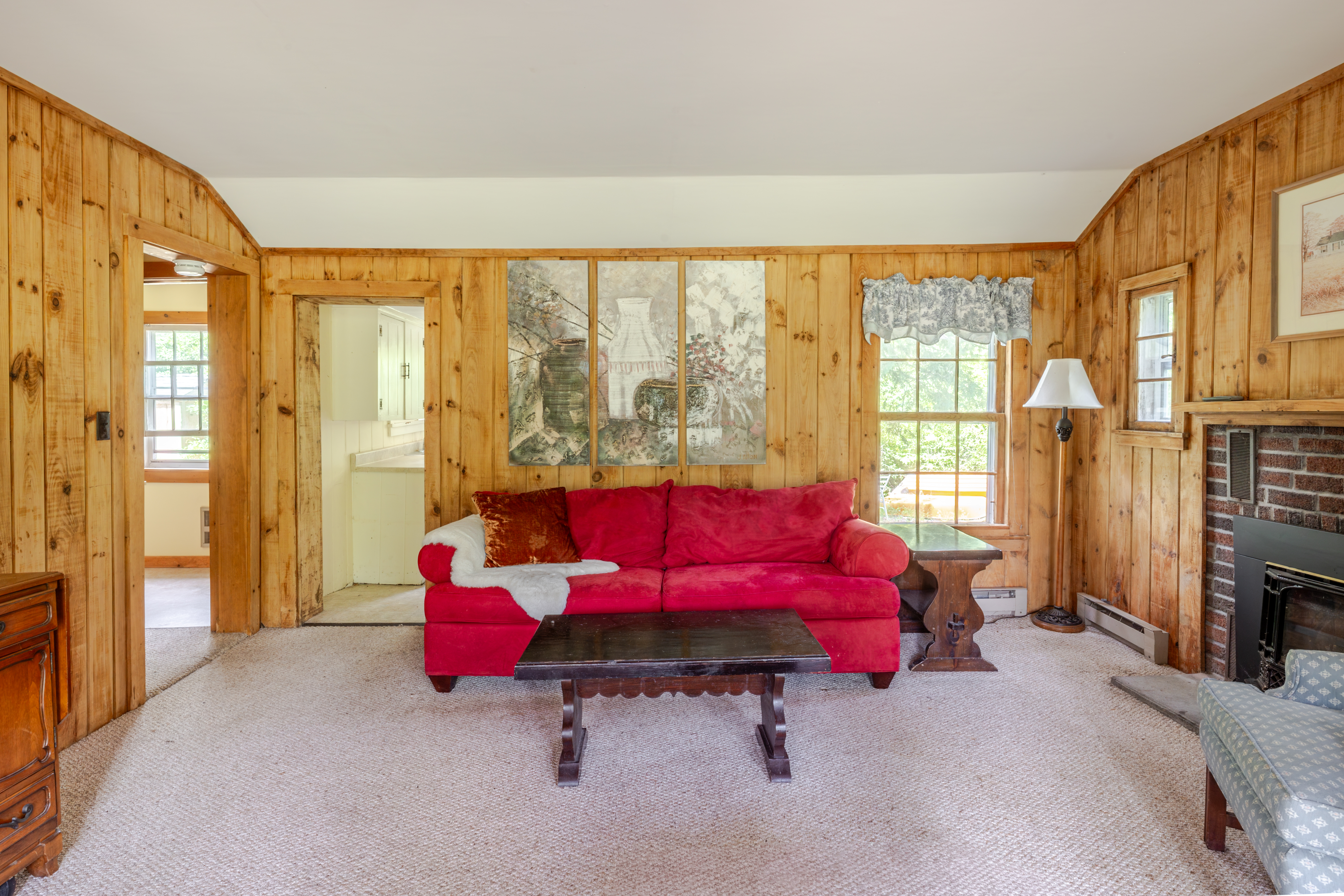  Berkshire Lakeside Living: 2-Acres and a Cottage by the Lake - 物件實景