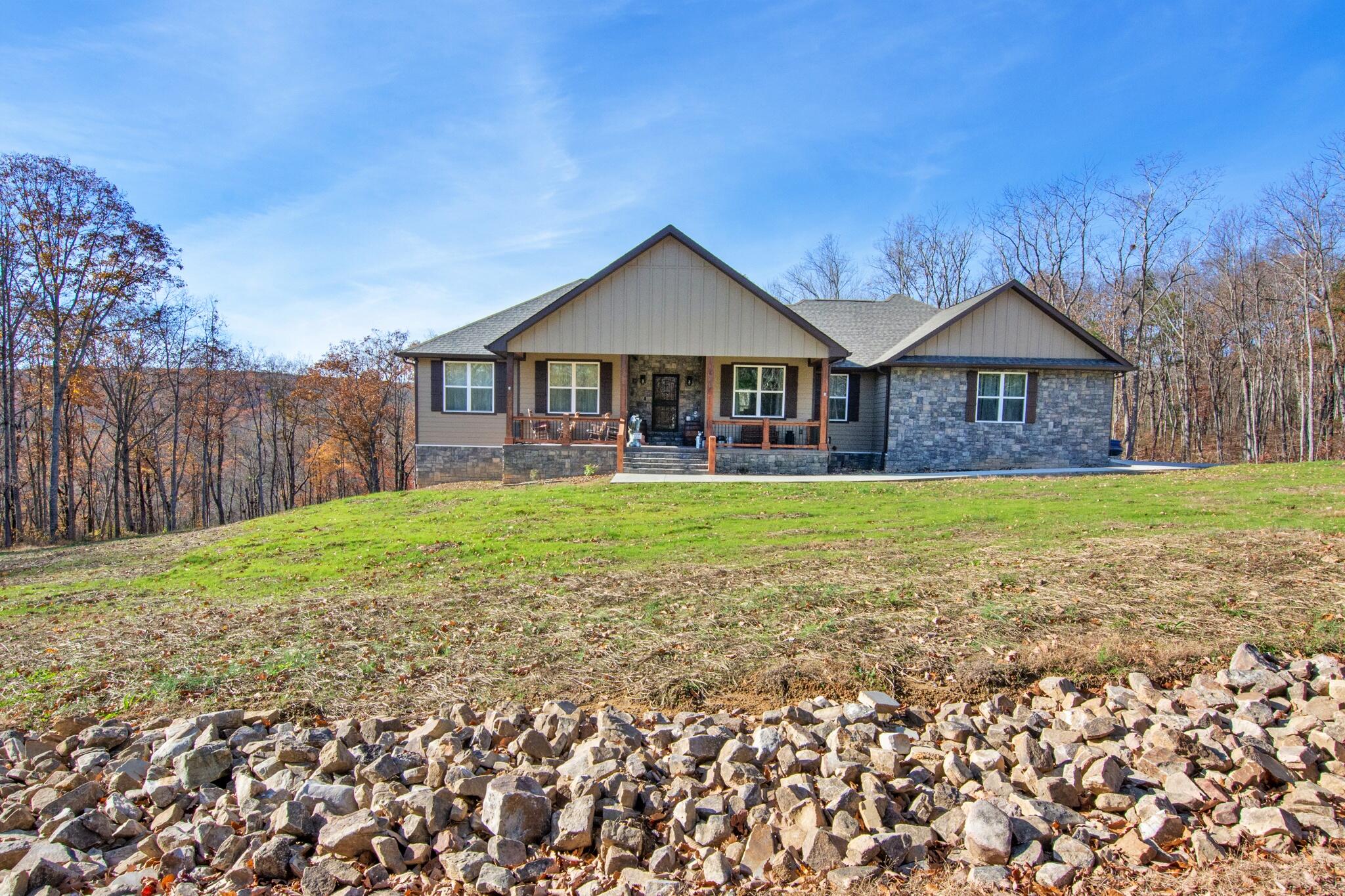 Graysville, Tennessee, 37338, United States, 3 Bedrooms Bedrooms, ,3 BathroomsBathrooms,Residential,For Sale,1995165