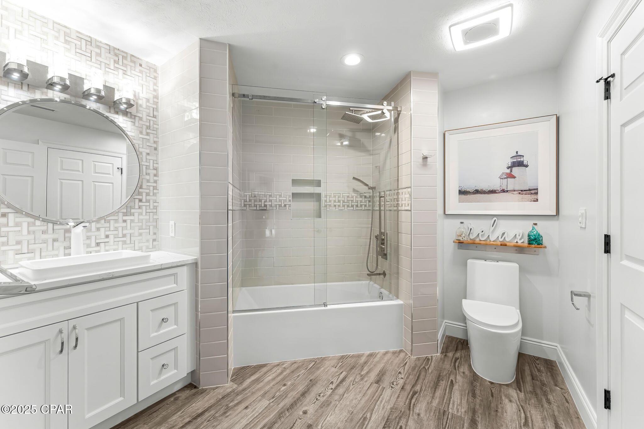 Panama City, Florida, 32408, United States, 3 Bedrooms Bedrooms, ,2 BathroomsBathrooms,Residential,For Sale,2001497