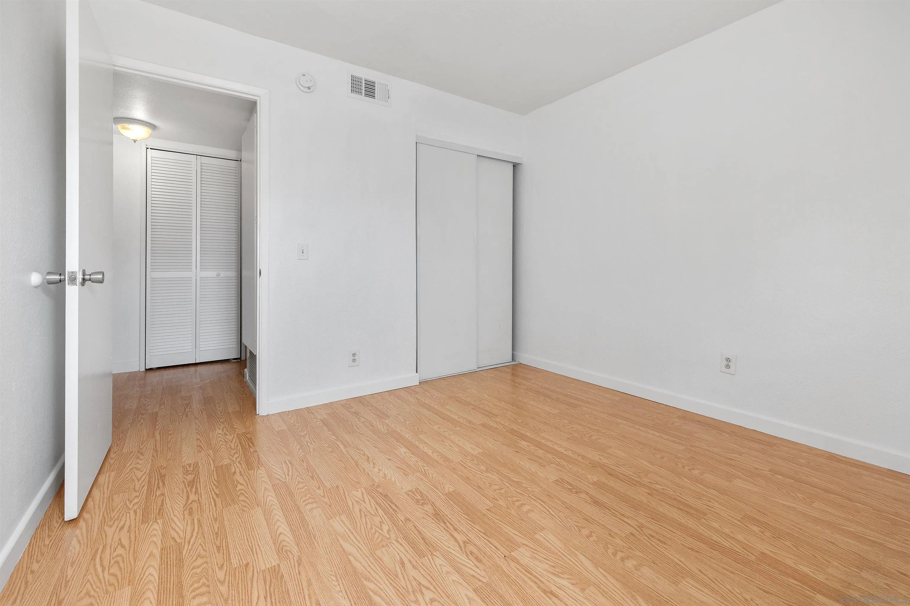 San Diego, California, 92123, United States, 3 Bedrooms Bedrooms, ,2 BathroomsBathrooms,Residential,For Sale,1897530