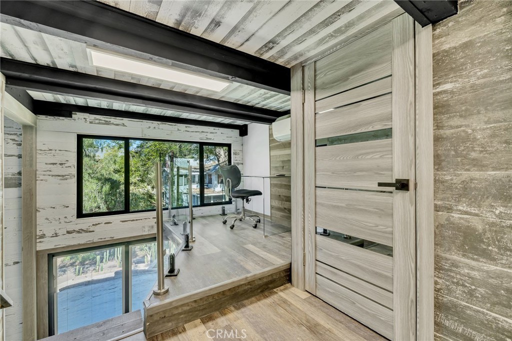 Woodland Hills, California, 91364, United States, 4 Bedrooms Bedrooms, ,2 BathroomsBathrooms,Residential,For Sale,1975100