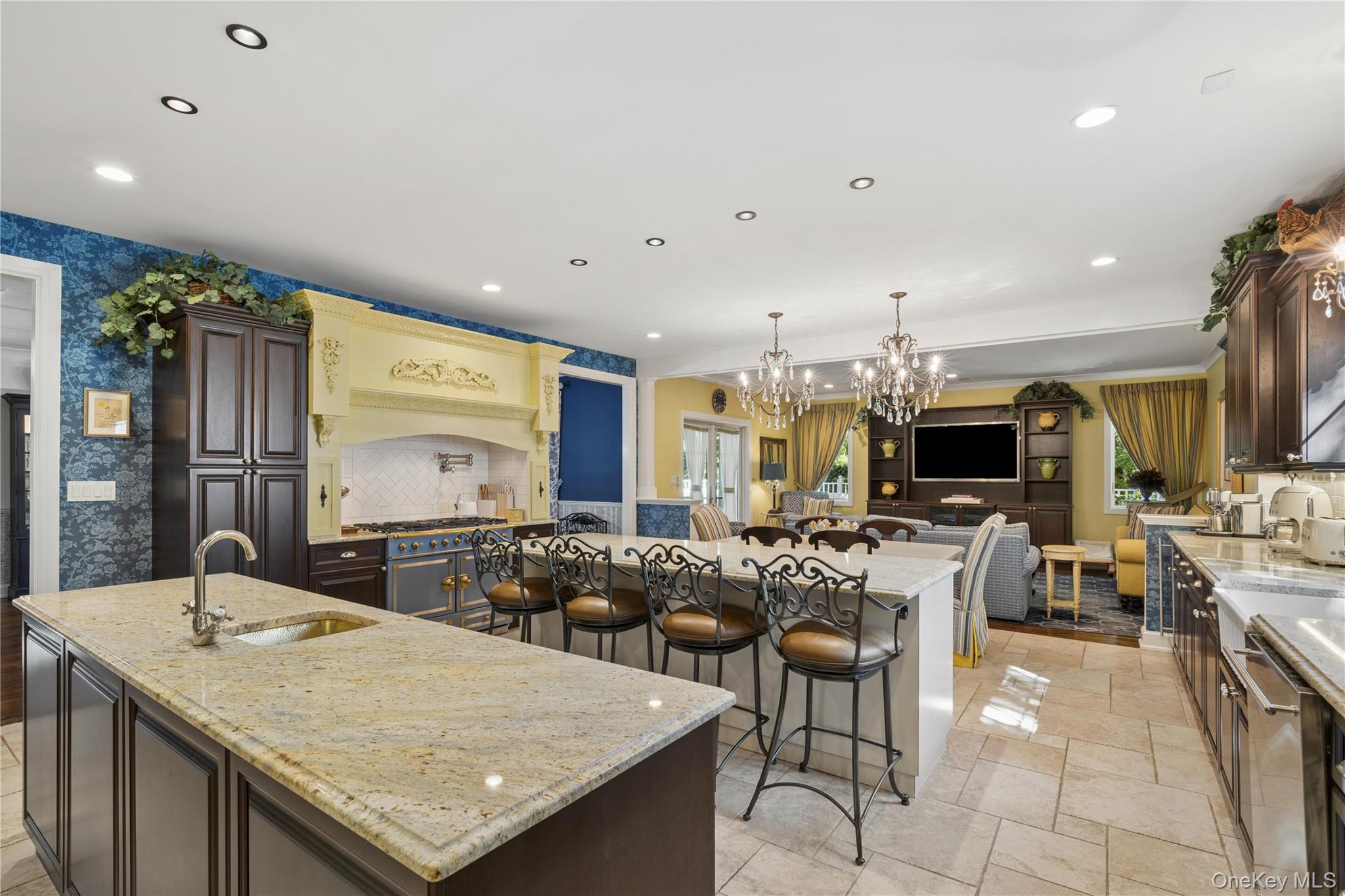  14 Esmond Avenue, Melville, NY, 11747 - 物件實景