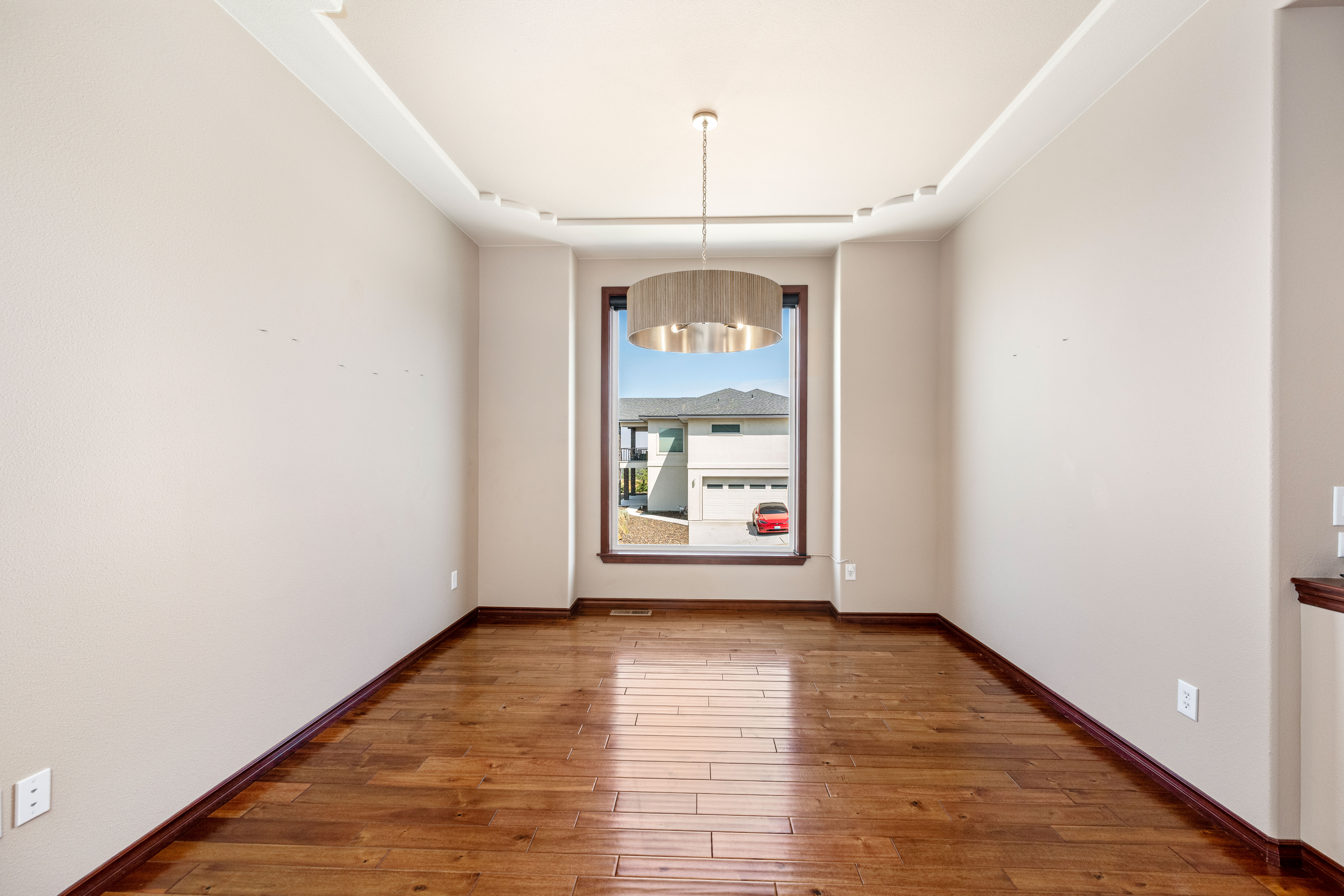  Breathtaking Views & Award Winning Parade Home - 物件實景