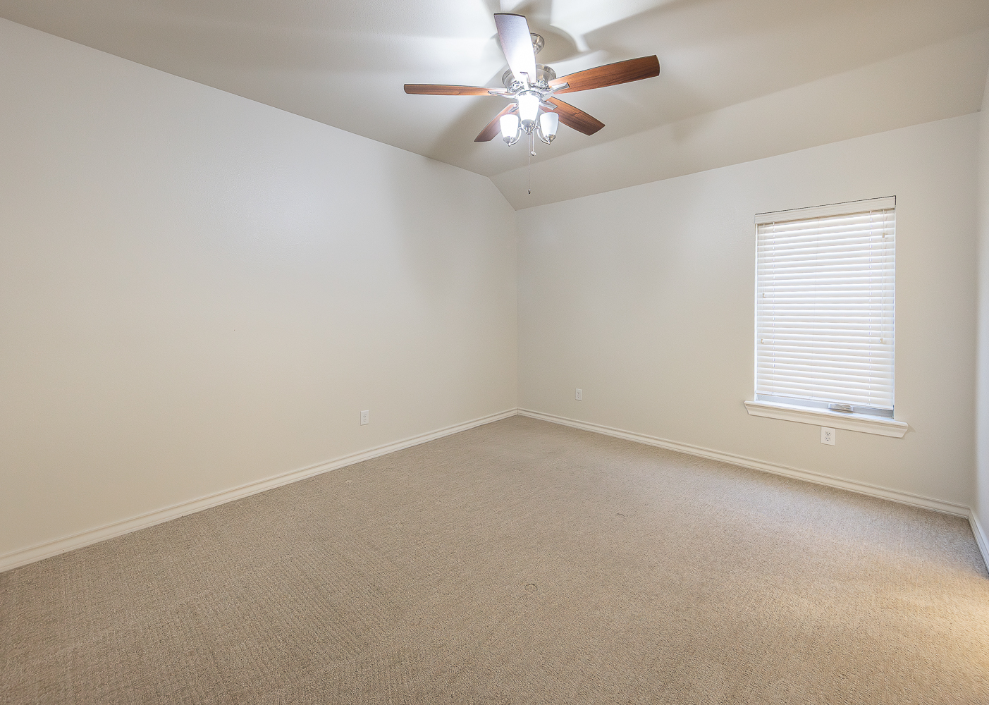 Lubbock, Texas, 79423, United States, 4 Bedrooms Bedrooms, ,3 BathroomsBathrooms,Residential,For Sale,1859546