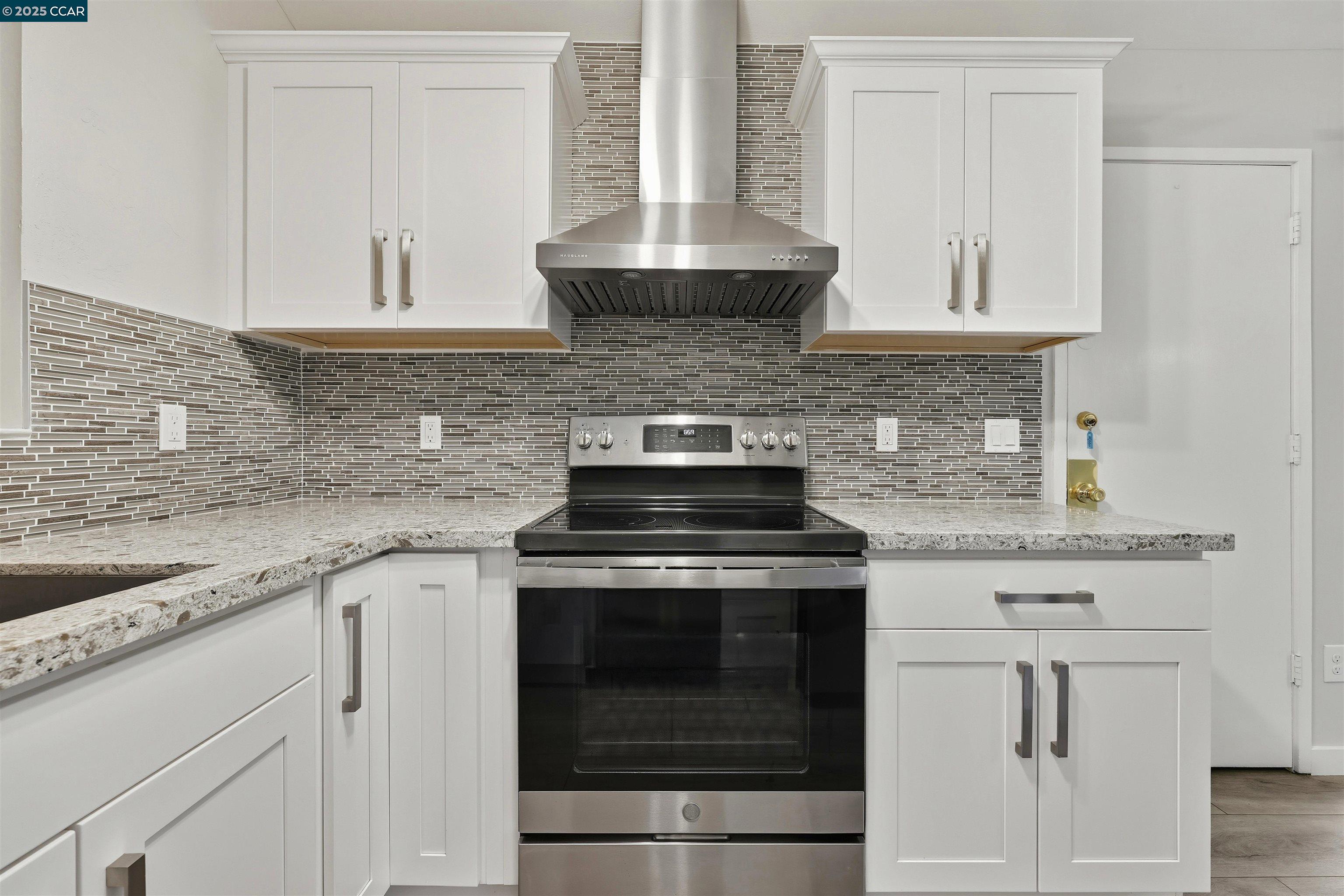 Richmond, California, 94806, United States, 3 Bedrooms Bedrooms, ,2 BathroomsBathrooms,Residential,For Sale,1989695