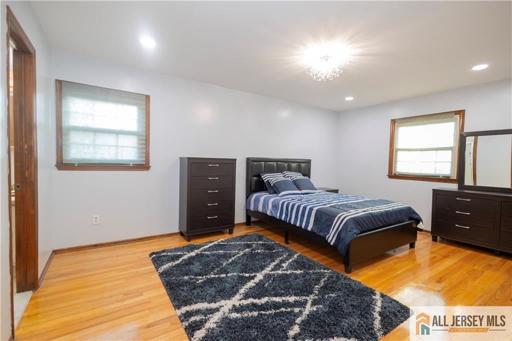 East Brunswick, New Jersey, 08816, United States, 4 Bedrooms Bedrooms, ,3 BathroomsBathrooms,Residential,For Sale,1895704