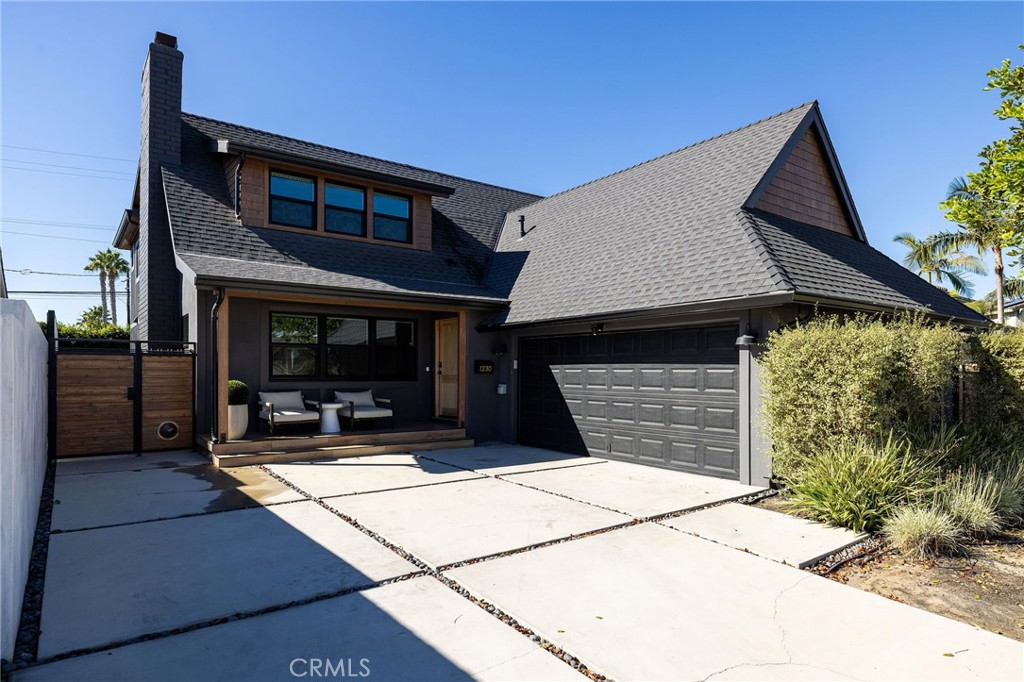 Seal Beach, California, 90740, United States, 5 Bedrooms Bedrooms, ,3 BathroomsBathrooms,Residential,For Sale,1988000