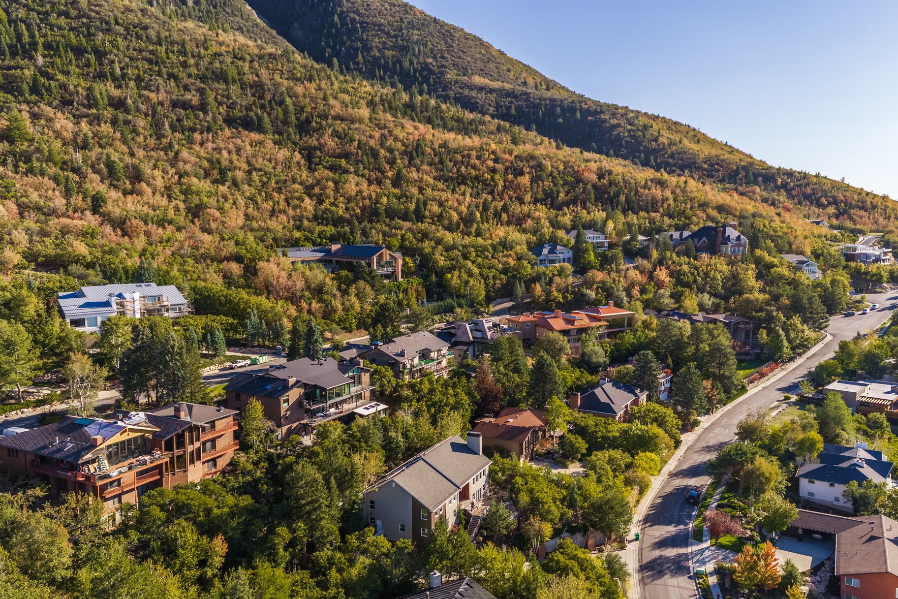  Renovated Olympus Cove Rambler with Sweeping Valley Views - 物件實景