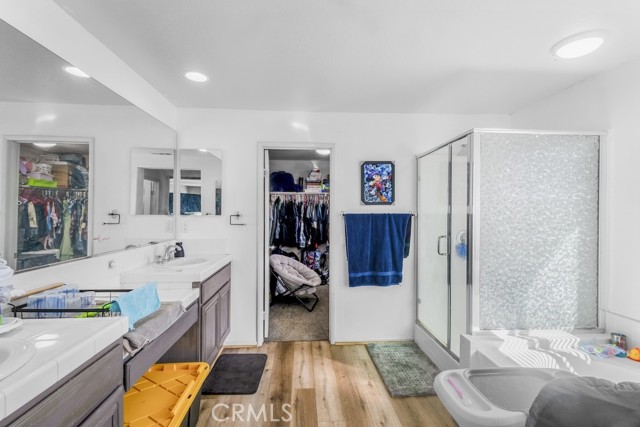 Victorville, California, 92392, United States, 4 Bedrooms Bedrooms, ,3 BathroomsBathrooms,Residential,For Sale,1977887