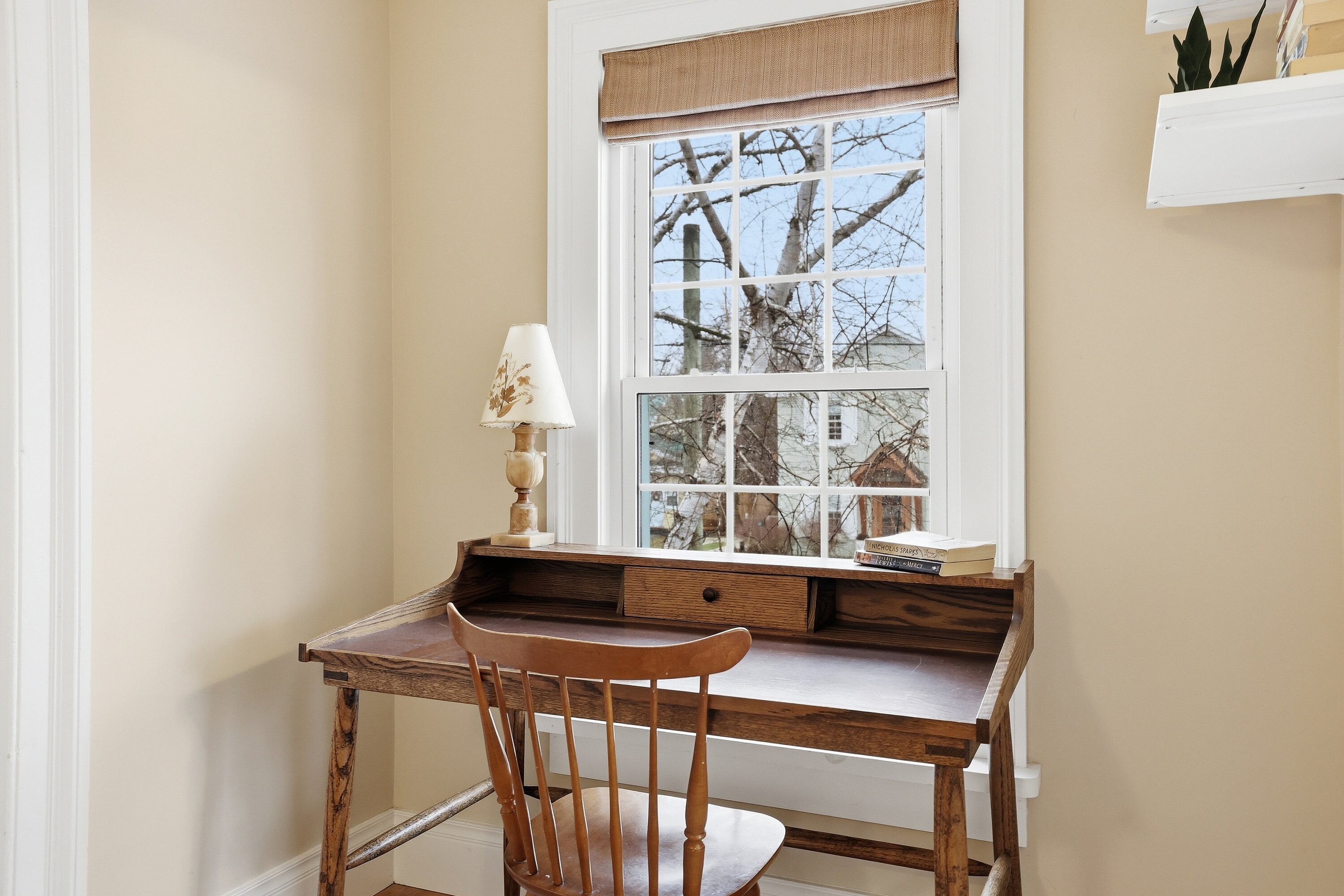  Prestigous 1/4 Acre Town Lot - 物件實景