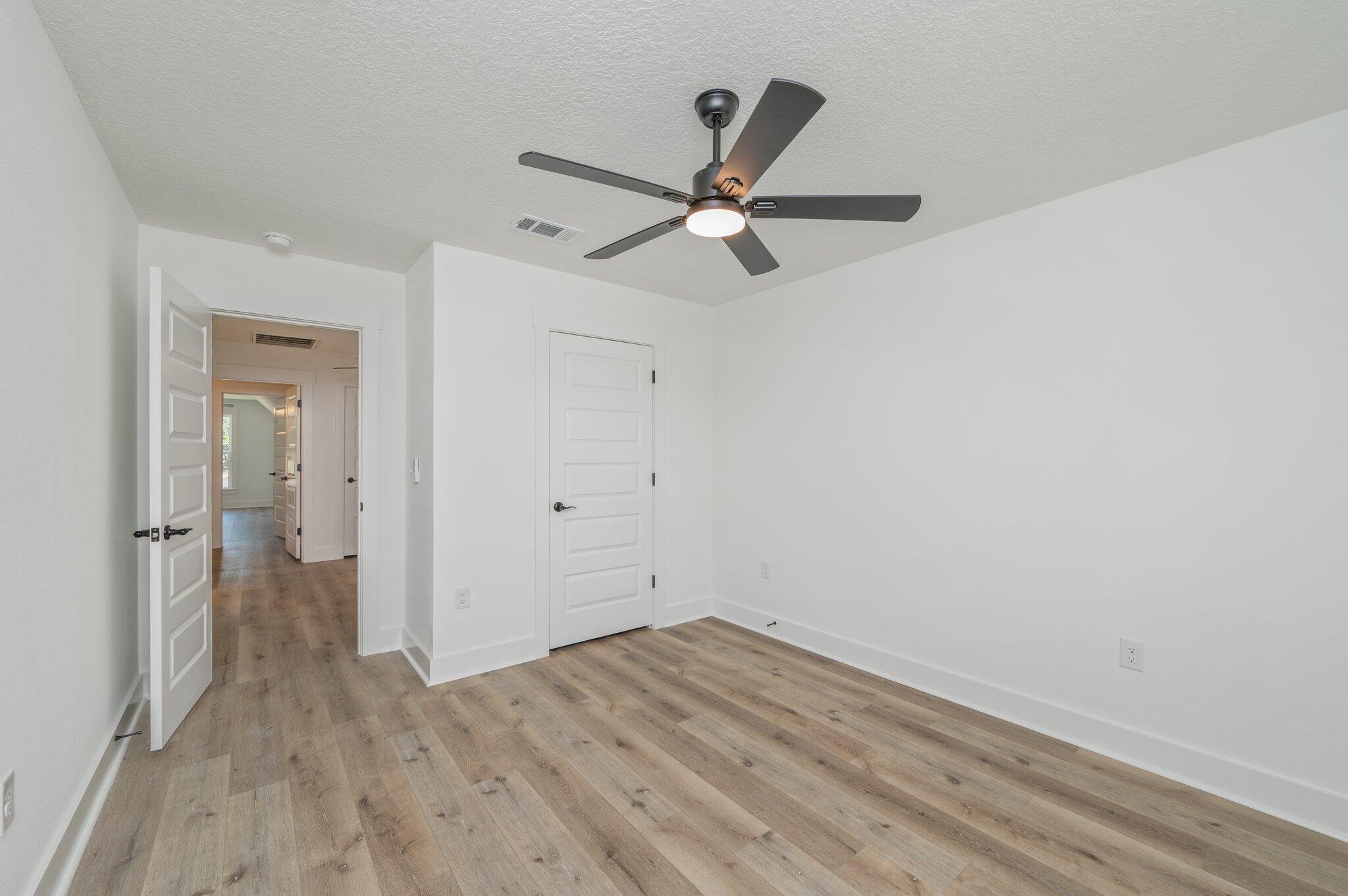 Fort Walton Beach, Florida, 32548, United States, 6 Bedrooms Bedrooms, ,3 BathroomsBathrooms,Residential,For Sale,1890001