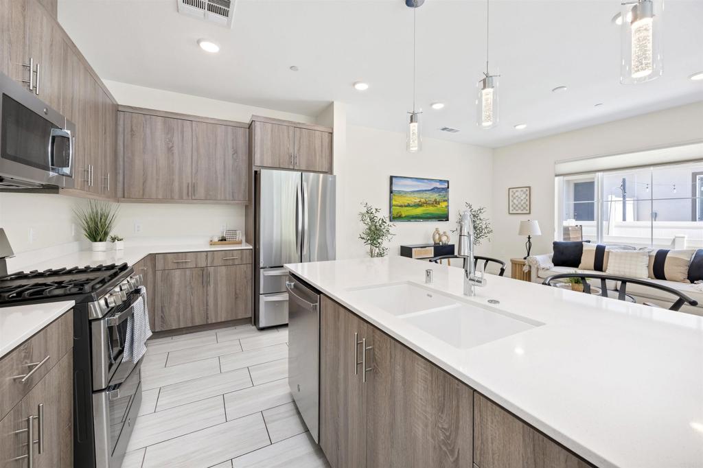 Fallbrook, California, 92028, United States, 4 Bedrooms Bedrooms, ,3 BathroomsBathrooms,Residential,For Sale,1983732