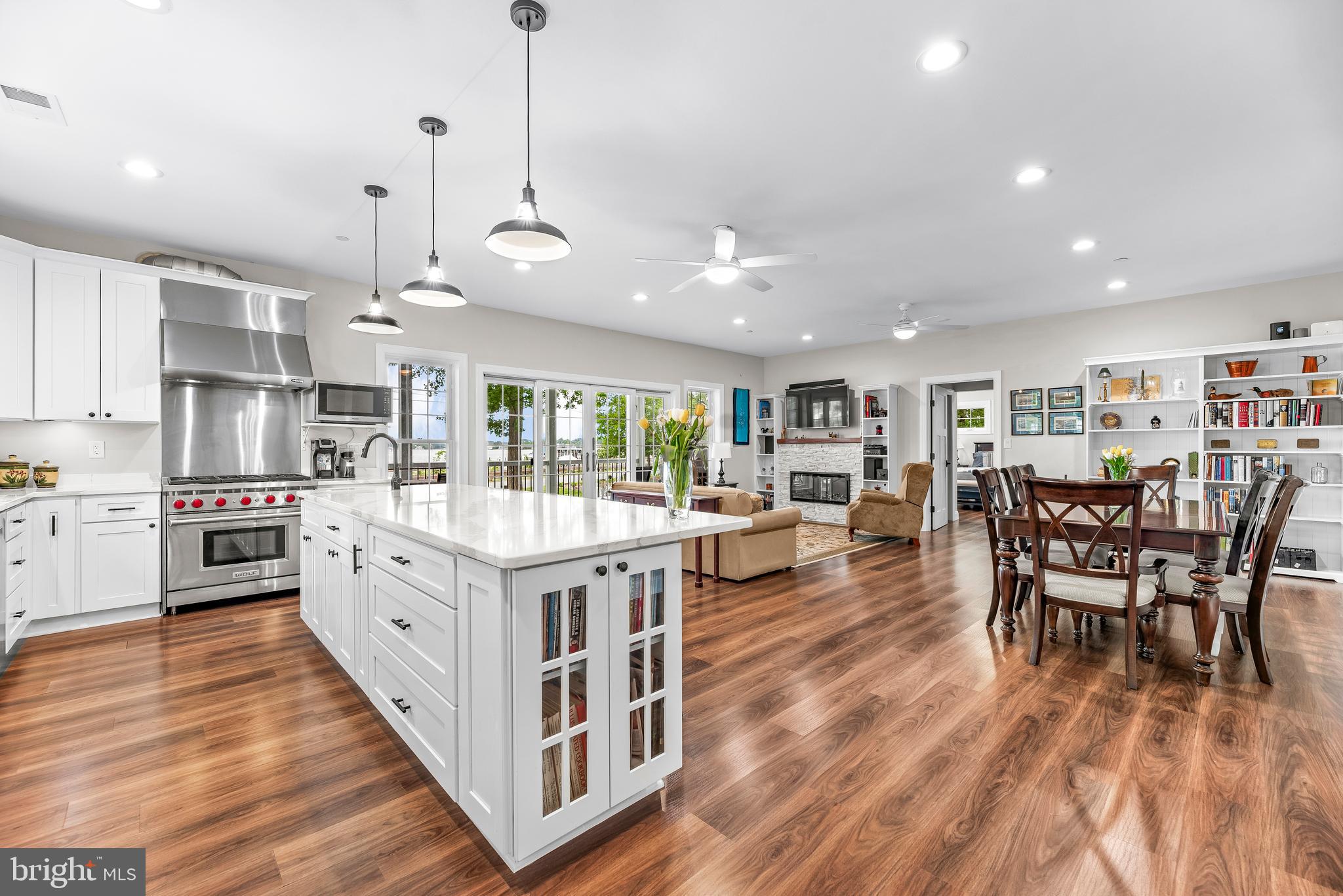 Galesville, Maryland, 20765, United States, 5 Bedrooms Bedrooms, ,4 BathroomsBathrooms,Residential,For Sale,1887426