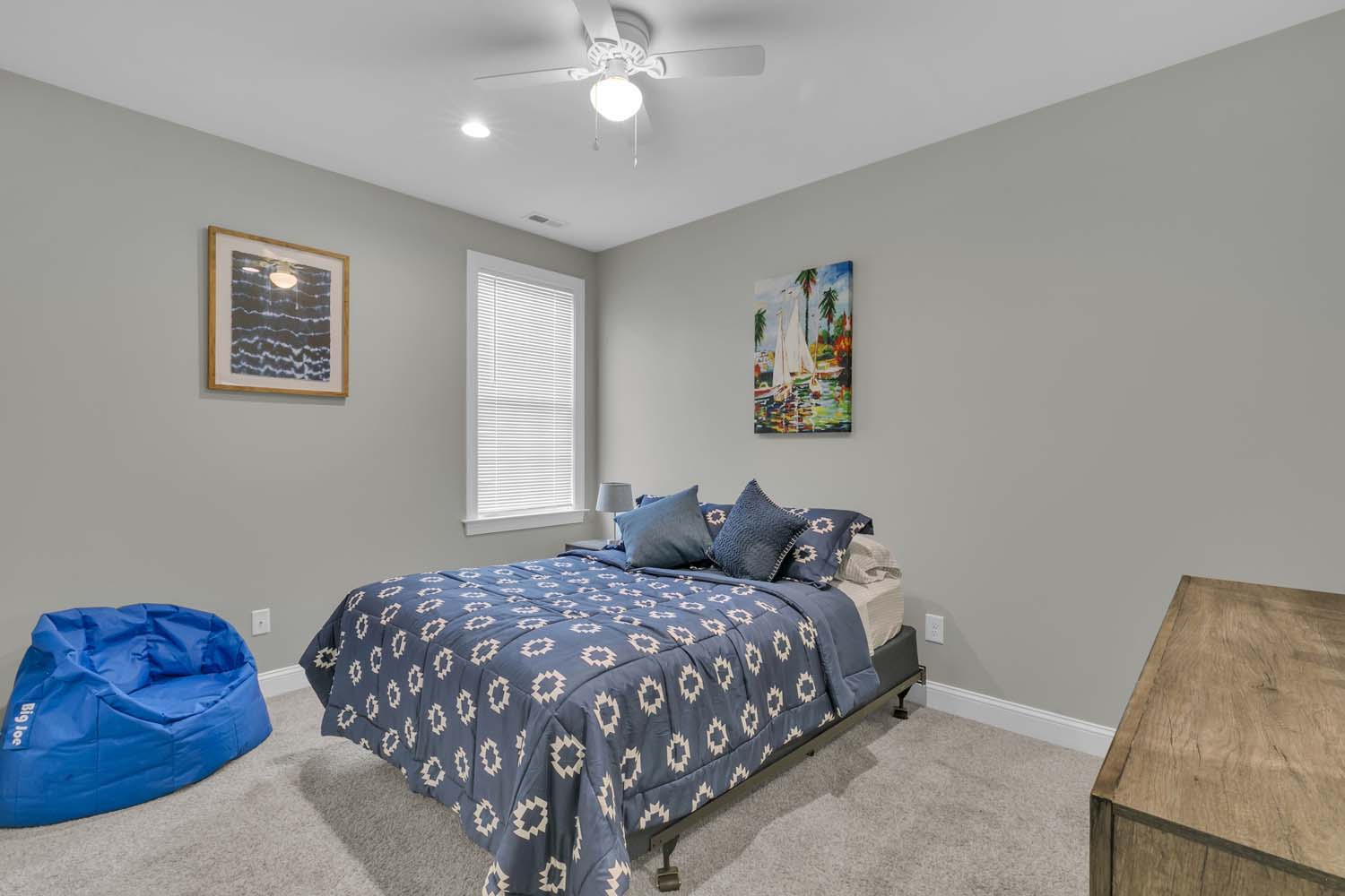 Gloucester, Virginia, 23061-3871, United States, 3 Bedrooms Bedrooms, ,3 BathroomsBathrooms,Residential,For Sale,1989895