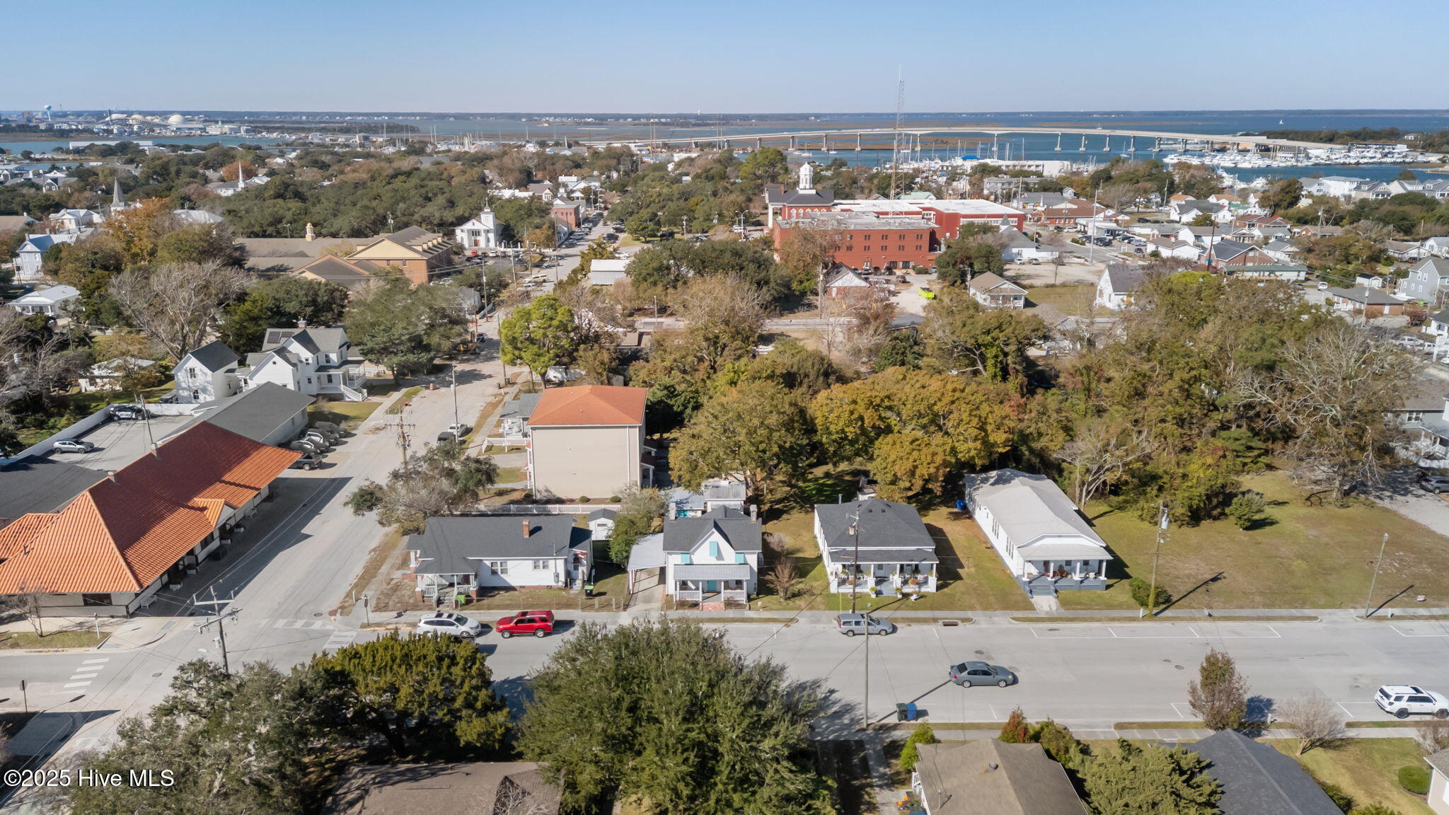 Beaufort, North Carolina, 28516, United States, 3 Bedrooms Bedrooms, ,2 BathroomsBathrooms,Residential,For Sale,1994463