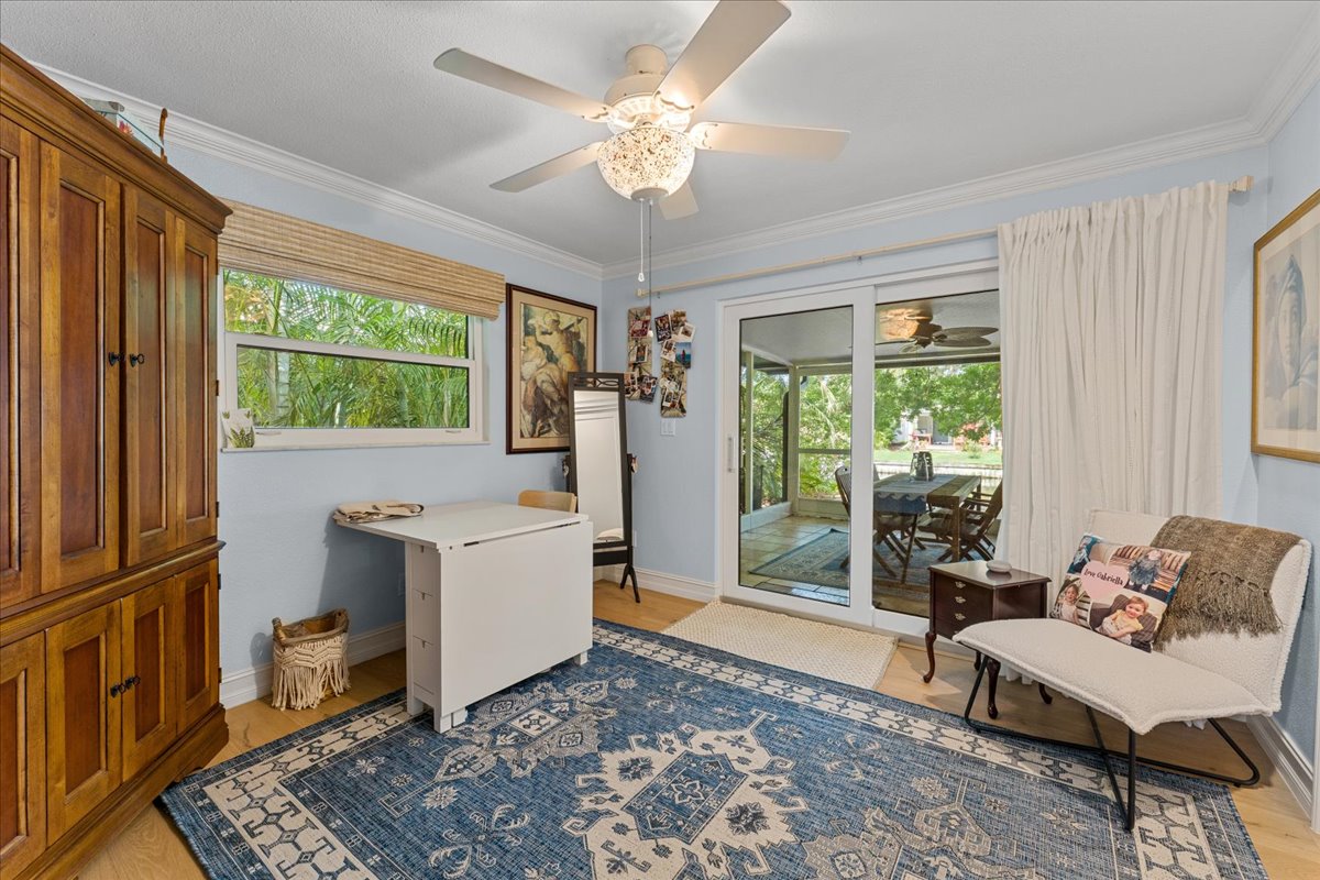 Seminole, Florida, 33772, United States, 3 Bedrooms Bedrooms, ,2 BathroomsBathrooms,Residential,For Sale,2048345