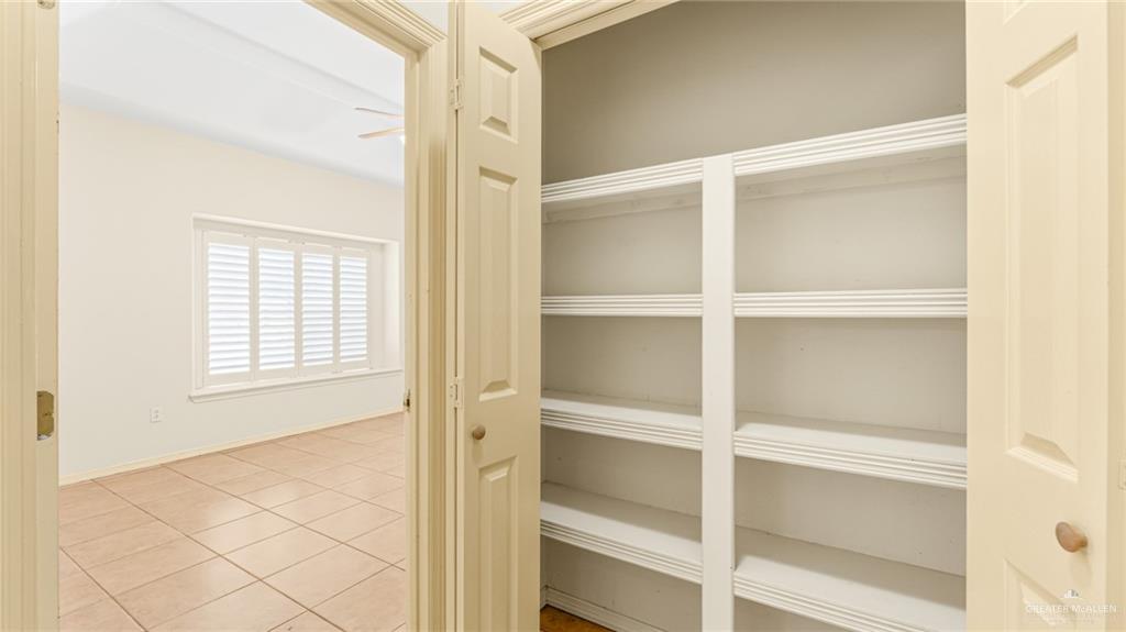 Edinburg, Texas, 78541, United States, 4 Bedrooms Bedrooms, ,3 BathroomsBathrooms,Residential,For Sale,1933040