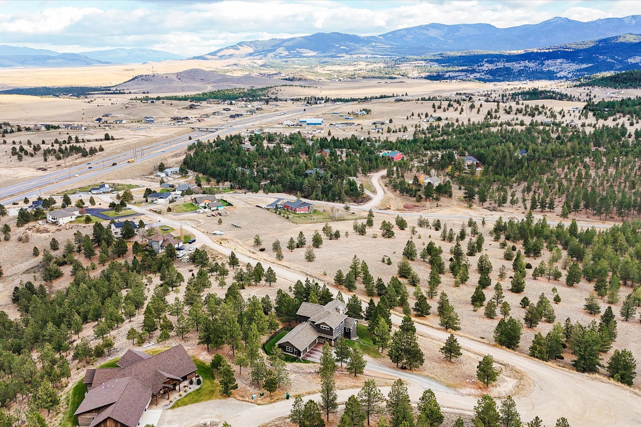 Clancy, Montana, 59634, United States, 4 Bedrooms Bedrooms, ,5 BathroomsBathrooms,Residential,For Sale,1991363