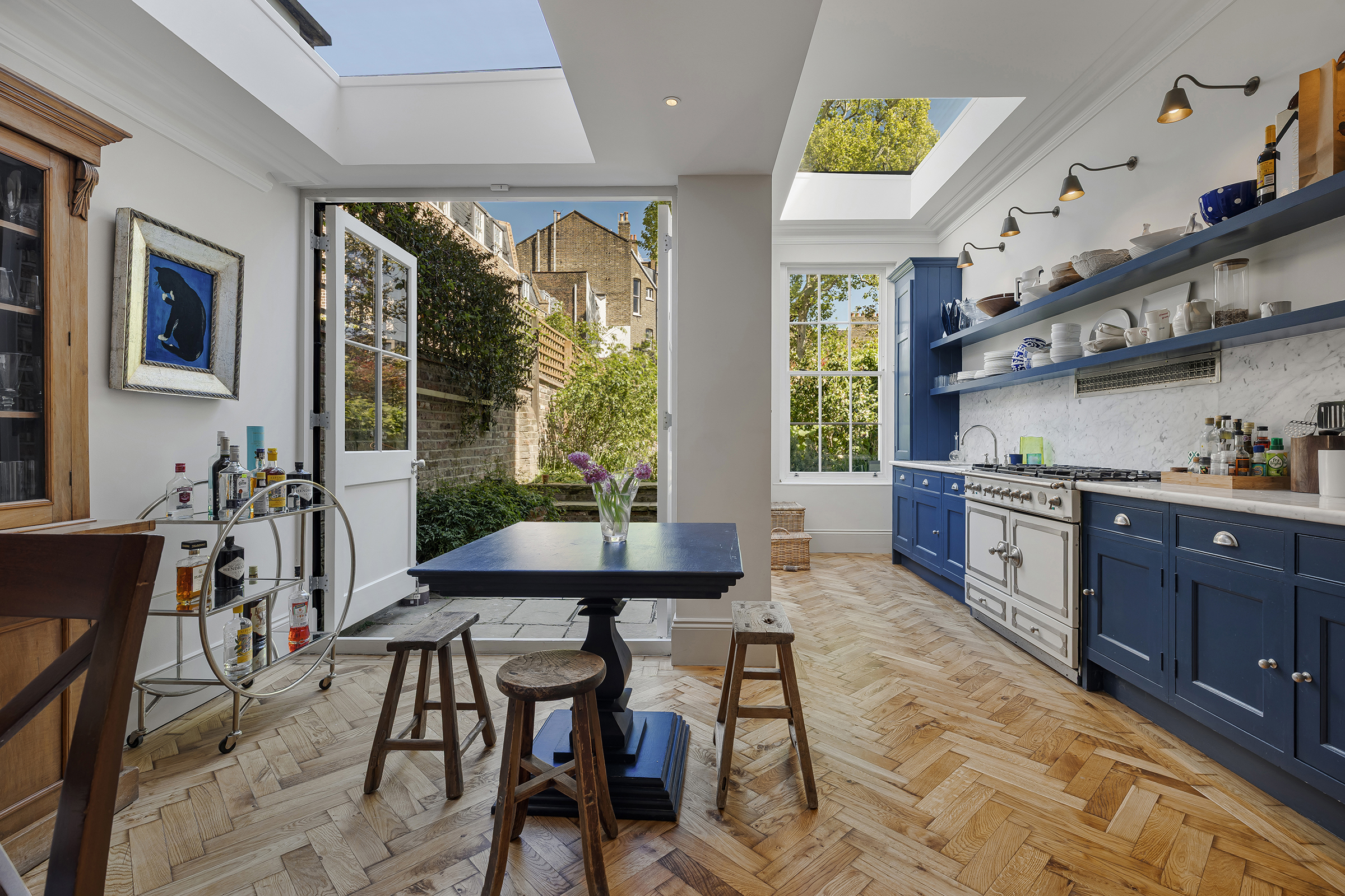  A Light-Filled Freehold House with a 45ft Garden in Prime Kensington - 物件實景