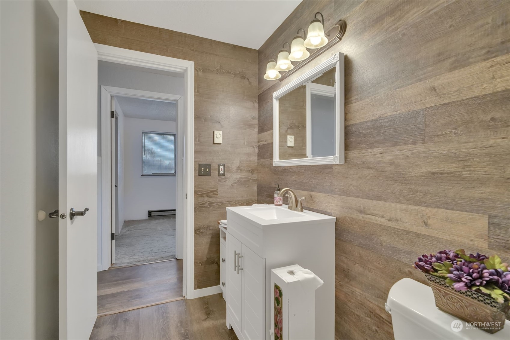 Randle, Washington, 98377, United States, 4 Bedrooms Bedrooms, ,1 BathroomBathrooms,Residential,For Sale,1978440