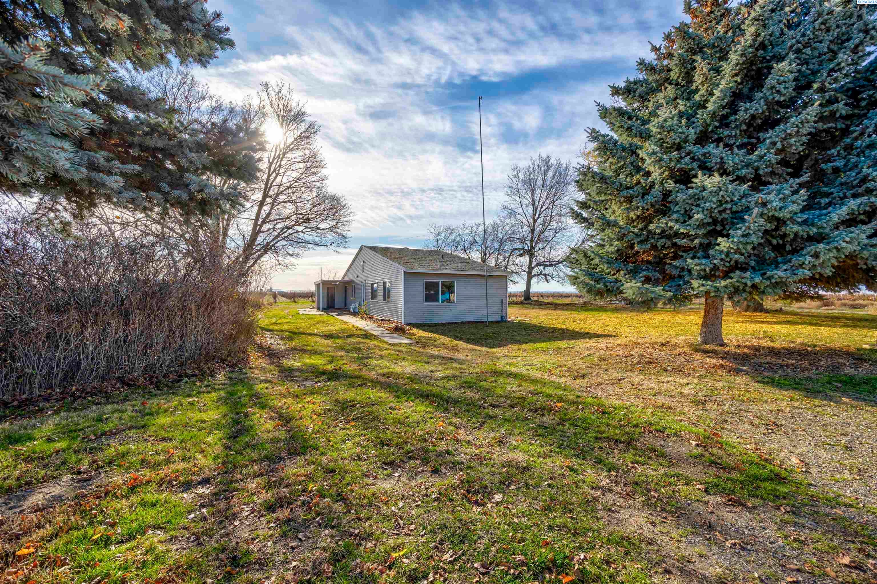 Pasco, Washington, 99301, United States, 2 Bedrooms Bedrooms, ,1 BathroomBathrooms,Residential,For Sale,1997990