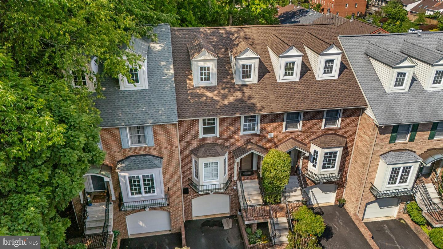WILMINGTON, Delaware, 19806, United States, 4 Bedrooms Bedrooms, ,4 BathroomsBathrooms,Residential,For Sale,2048566