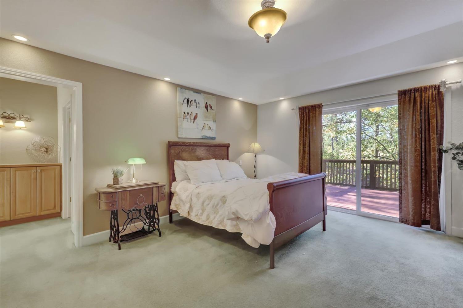 Grass Valley, California, 95945, United States, 4 Bedrooms Bedrooms, ,4 BathroomsBathrooms,Residential,For Sale,1986075