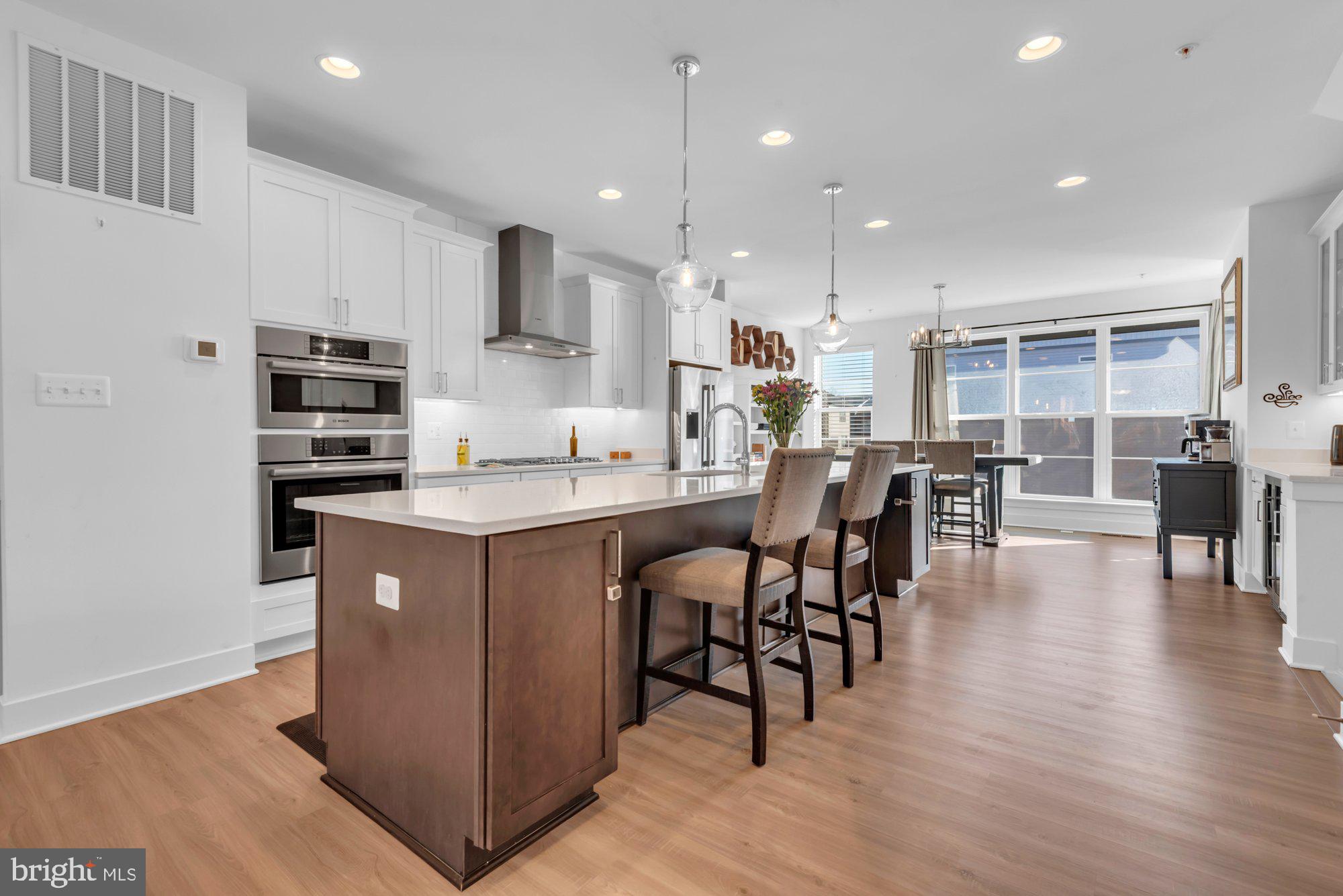 Laurel, Maryland, 20724, United States, 5 Bedrooms Bedrooms, ,5 BathroomsBathrooms,Residential,For Sale,2010373