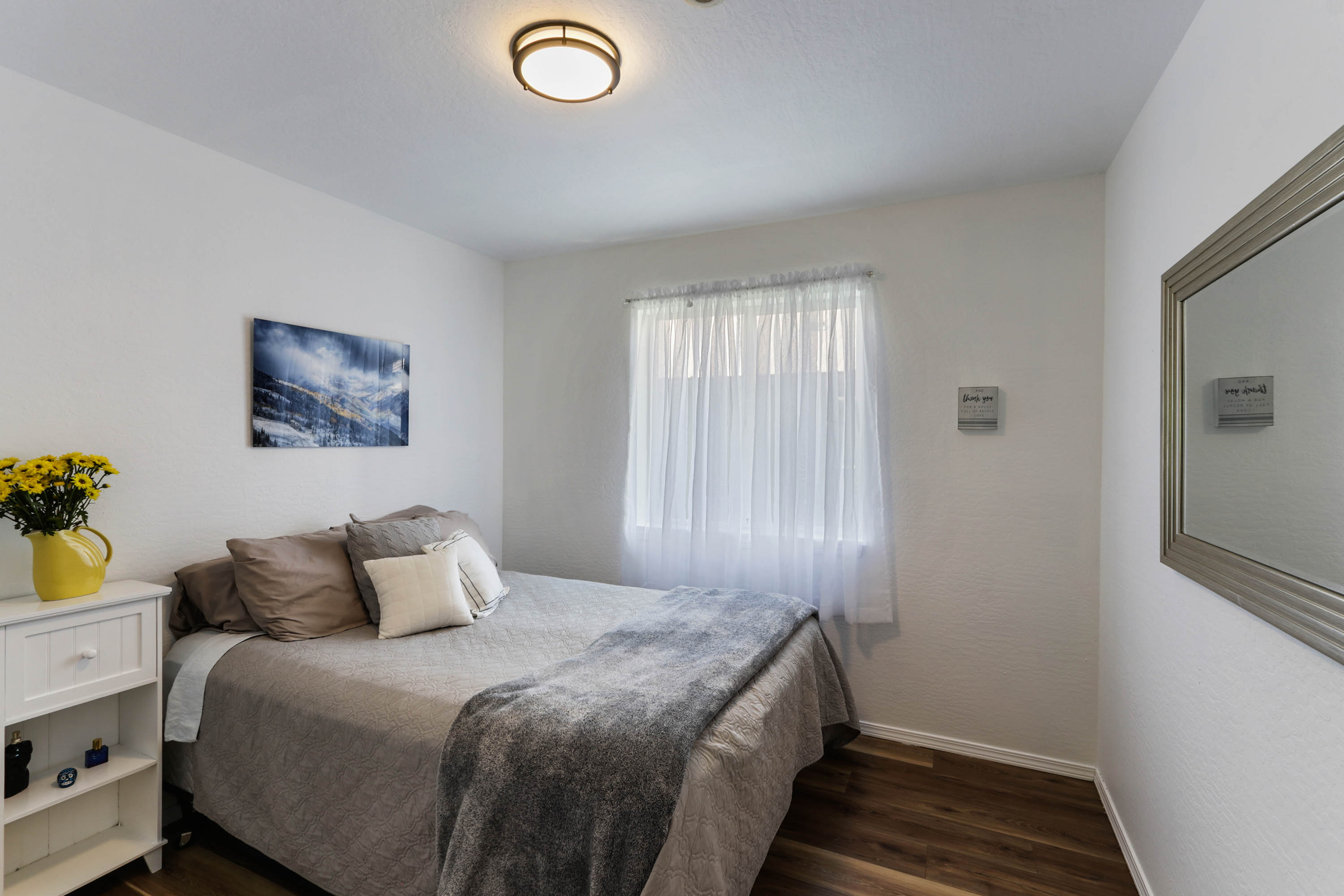 Sandpoint, Idaho, 83864, United States, 4 Bedrooms Bedrooms, ,2 BathroomsBathrooms,Residential,For Sale,1928648