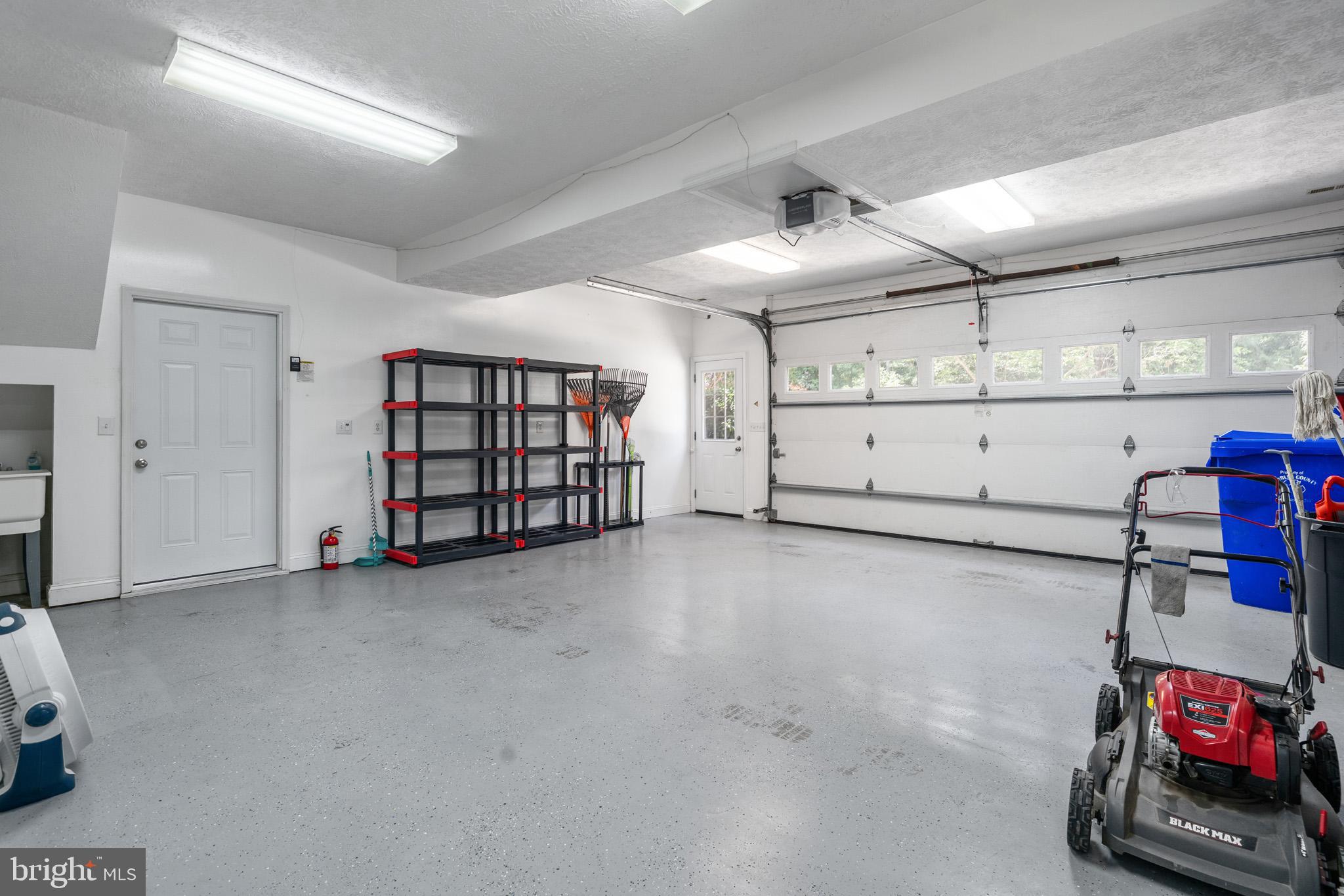 Issue, Maryland, 20645, United States, 5 Bedrooms Bedrooms, ,5 BathroomsBathrooms,Residential,For Sale,2010960