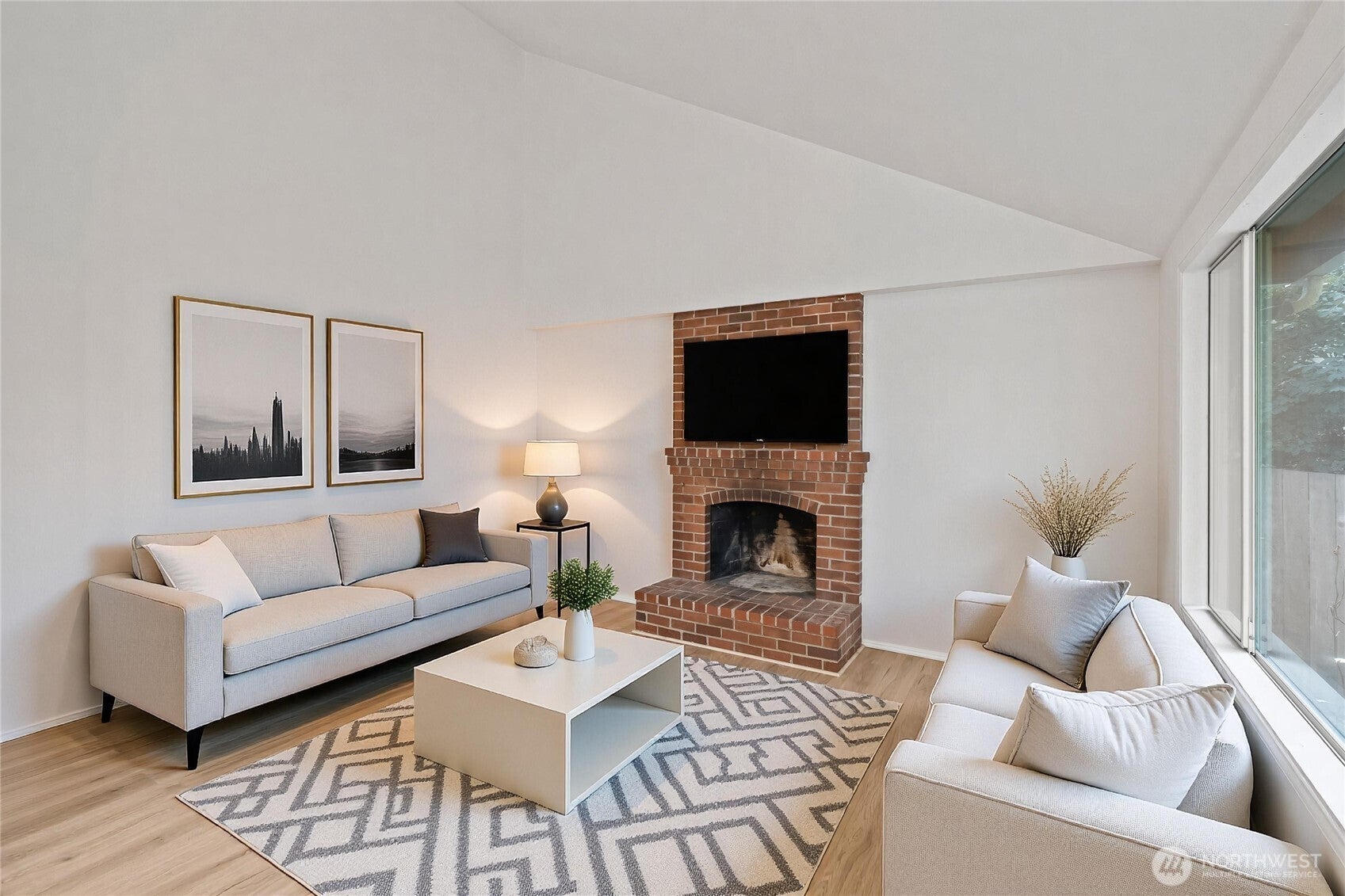 Sammamish, Washington, 98029, United States, 4 Bedrooms Bedrooms, ,3 BathroomsBathrooms,Residential,For Sale,1984048