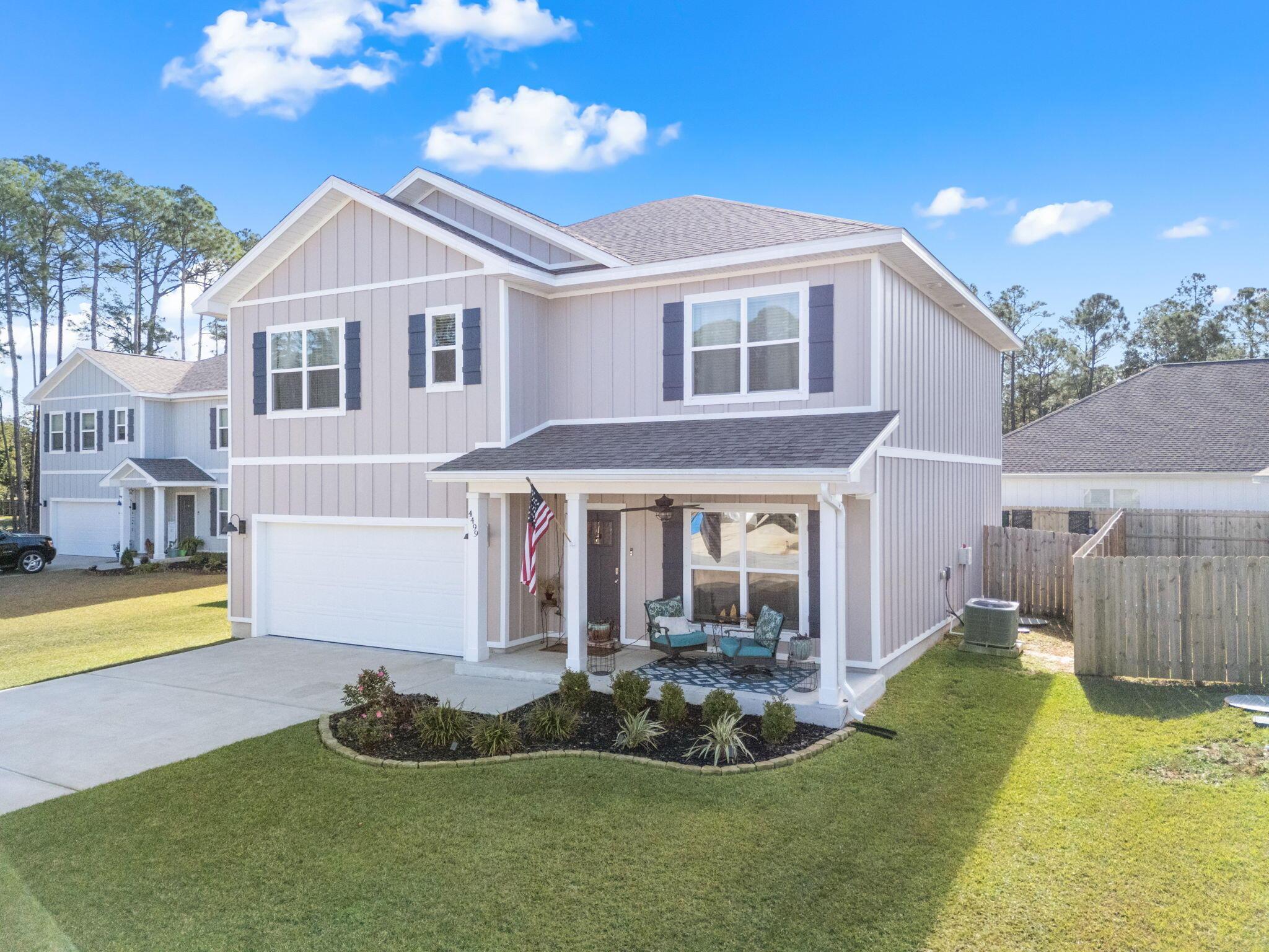 Gulf Breeze, Florida, 32563, United States, 5 Bedrooms Bedrooms, ,3 BathroomsBathrooms,Residential,For Sale,1934954