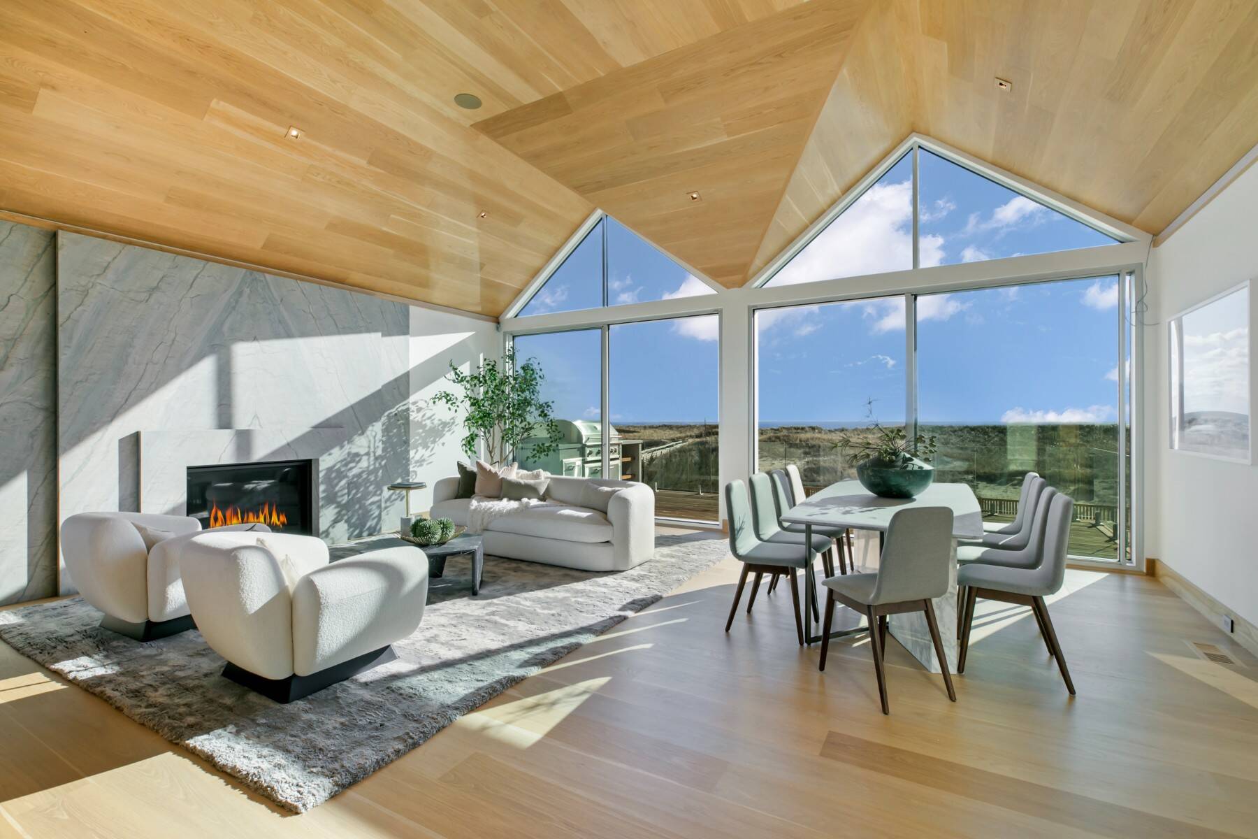  BRAND NEW MODERN OCEANFRONT w/ POOL on 2.6 ACRES IN AMAGANSETT - 物件實景