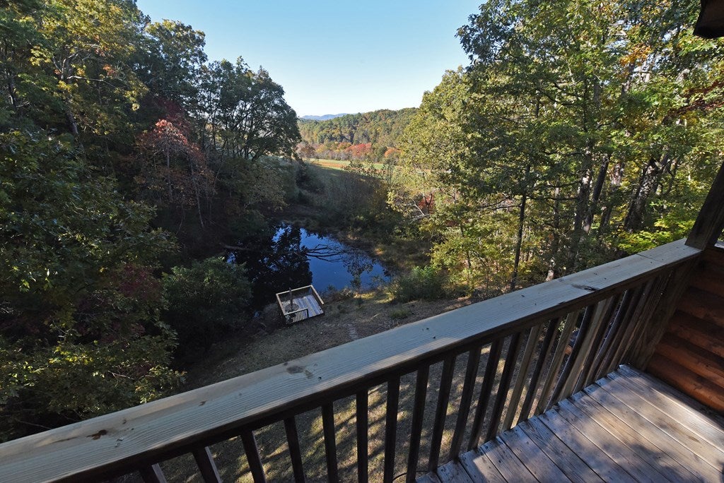Suches, Georgia, 30572, United States, 3 Bedrooms Bedrooms, ,3 BathroomsBathrooms,Residential,For Sale,1877290