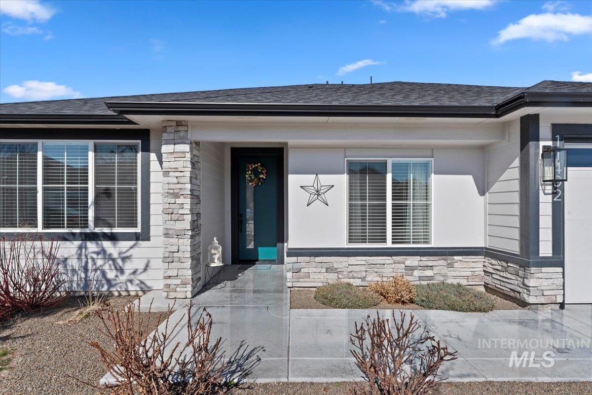 Star, Idaho, 83669-6313, United States, 3 Bedrooms Bedrooms, ,3 BathroomsBathrooms,Residential,For Sale,1996001