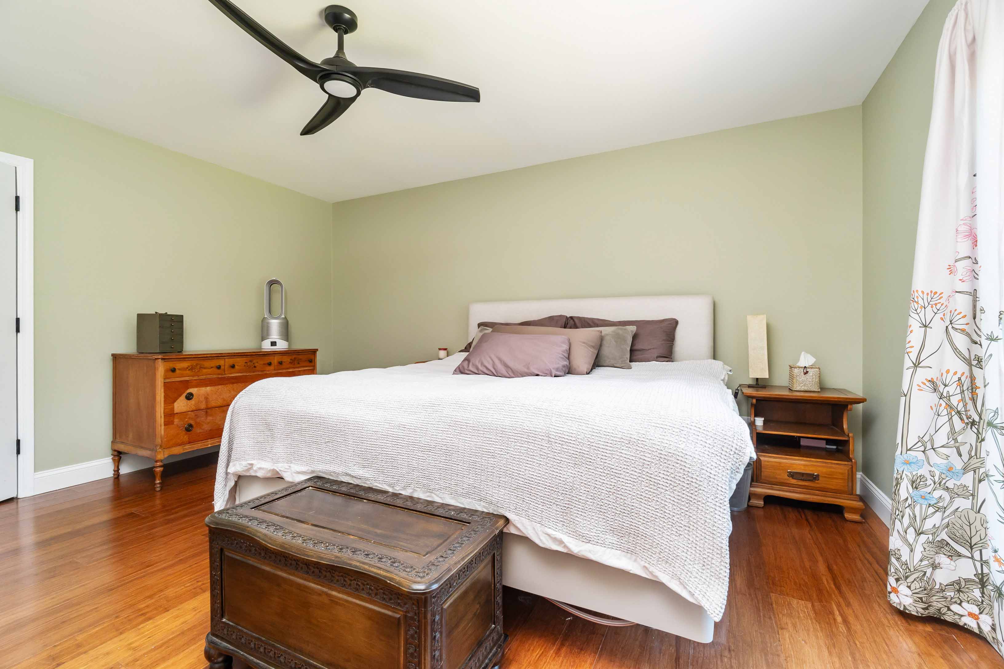 Oriental, North Carolina, 28571, United States, 3 Bedrooms Bedrooms, ,3 BathroomsBathrooms,Residential,For Sale,1979716