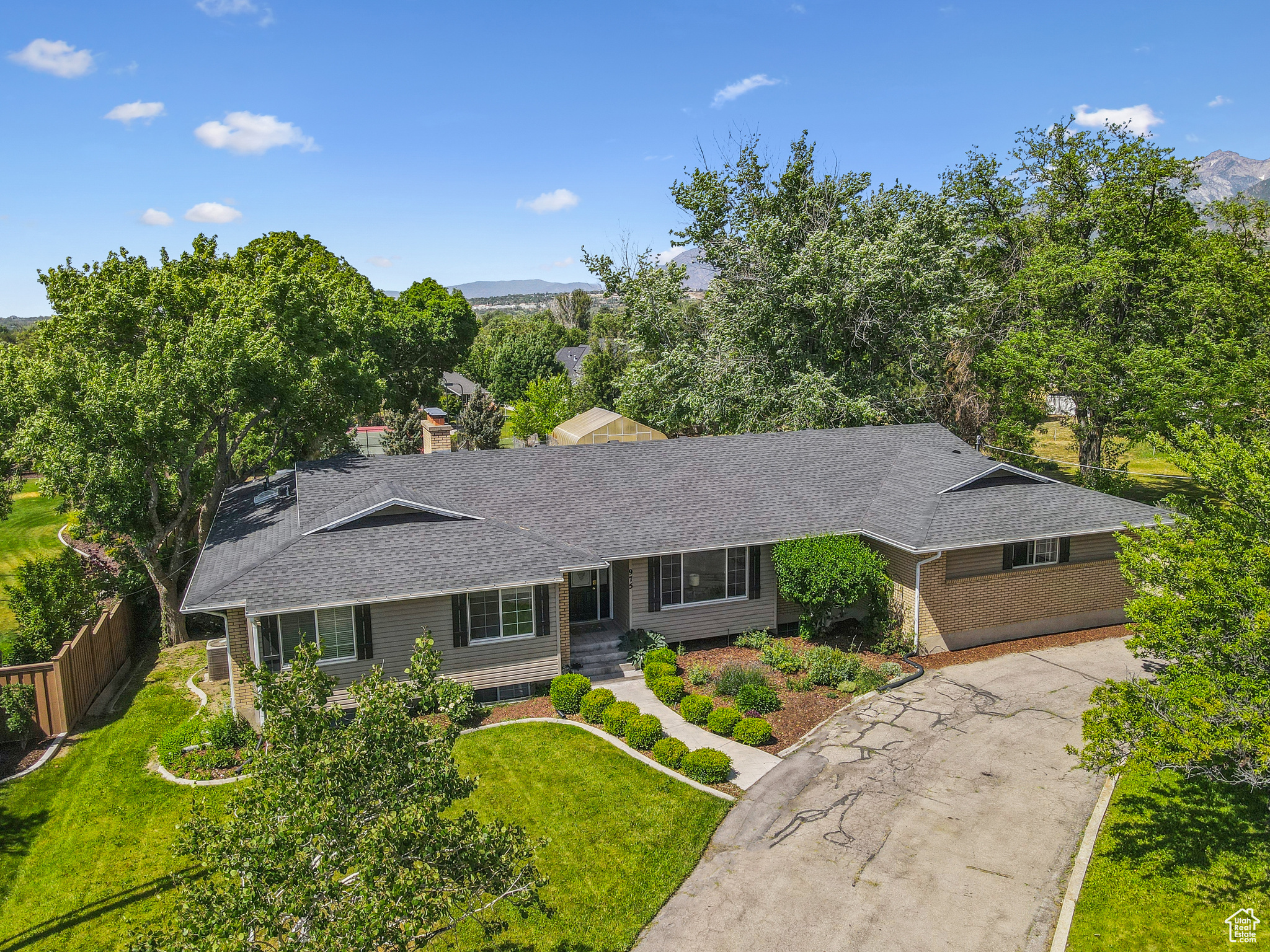 Draper, Utah, 84020, United States, 6 Bedrooms Bedrooms, ,4 BathroomsBathrooms,Residential,For Sale,1848551
