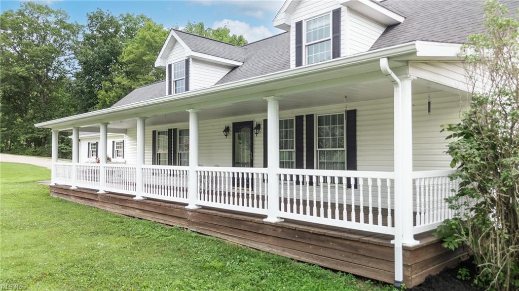 New Matamoras, Ohio, 45767, United States, 3 Bedrooms Bedrooms, ,4 BathroomsBathrooms,Residential,For Sale,1915992