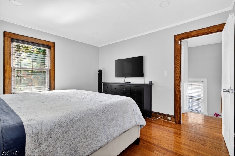 Roselle Park Boro, New Jersey, 07204, United States, 4 Bedrooms Bedrooms, ,3 BathroomsBathrooms,Residential,For Sale,1970229