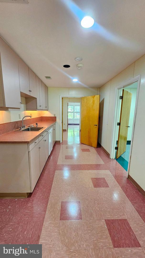 Eden, Maryland, 21822, United States, 5 Bedrooms Bedrooms, ,4 BathroomsBathrooms,Residential,For Sale,1940537