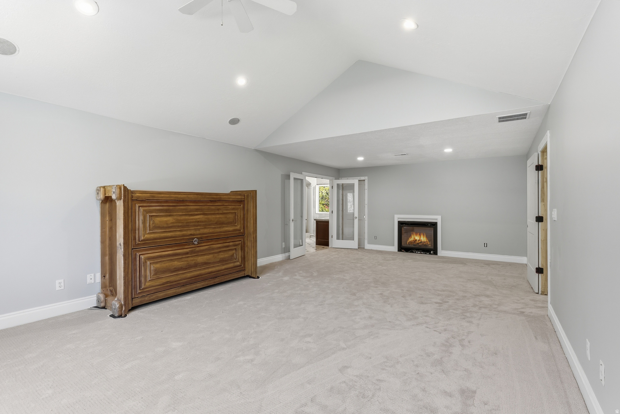 Sandy, Utah, 84092, United States, 5 Bedrooms Bedrooms, ,4 BathroomsBathrooms,Residential,For Sale,1994417